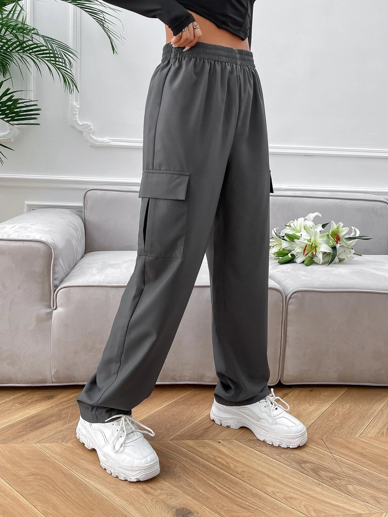Flap Pocket Polyester Cargo Pants – pocket detail close-up