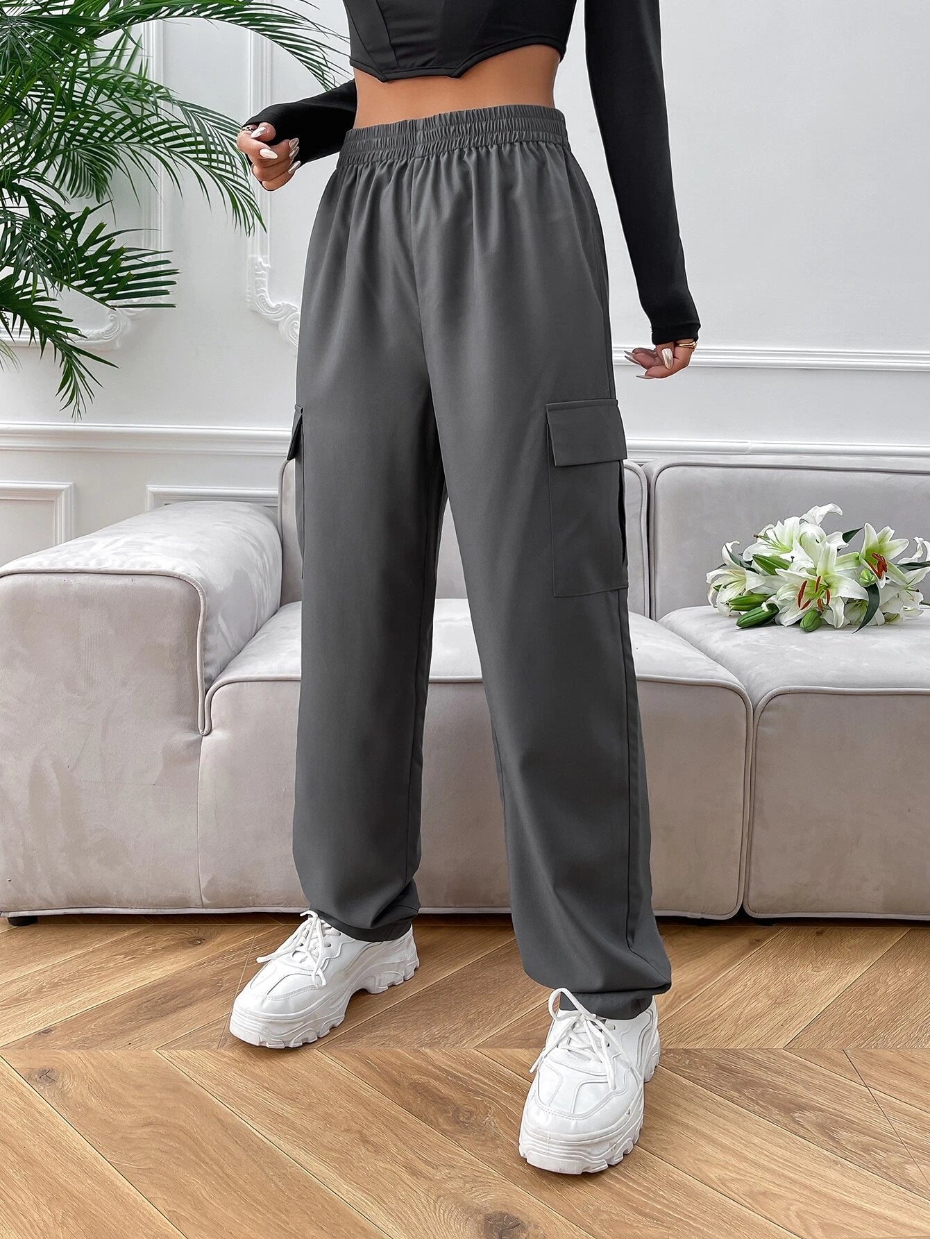 Flap Pocket Polyester Cargo Pants – back view detail
