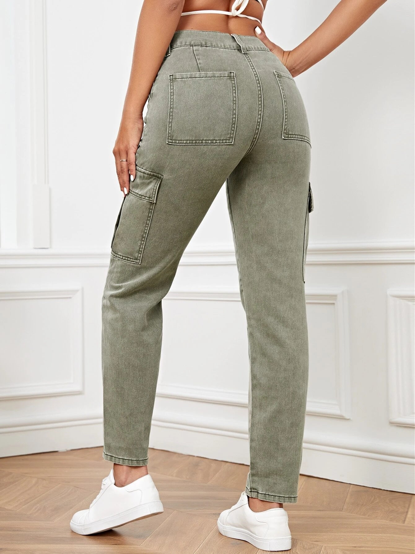 High Rise Flap Pocket Side Cargo Jean Style 1 – back view detail