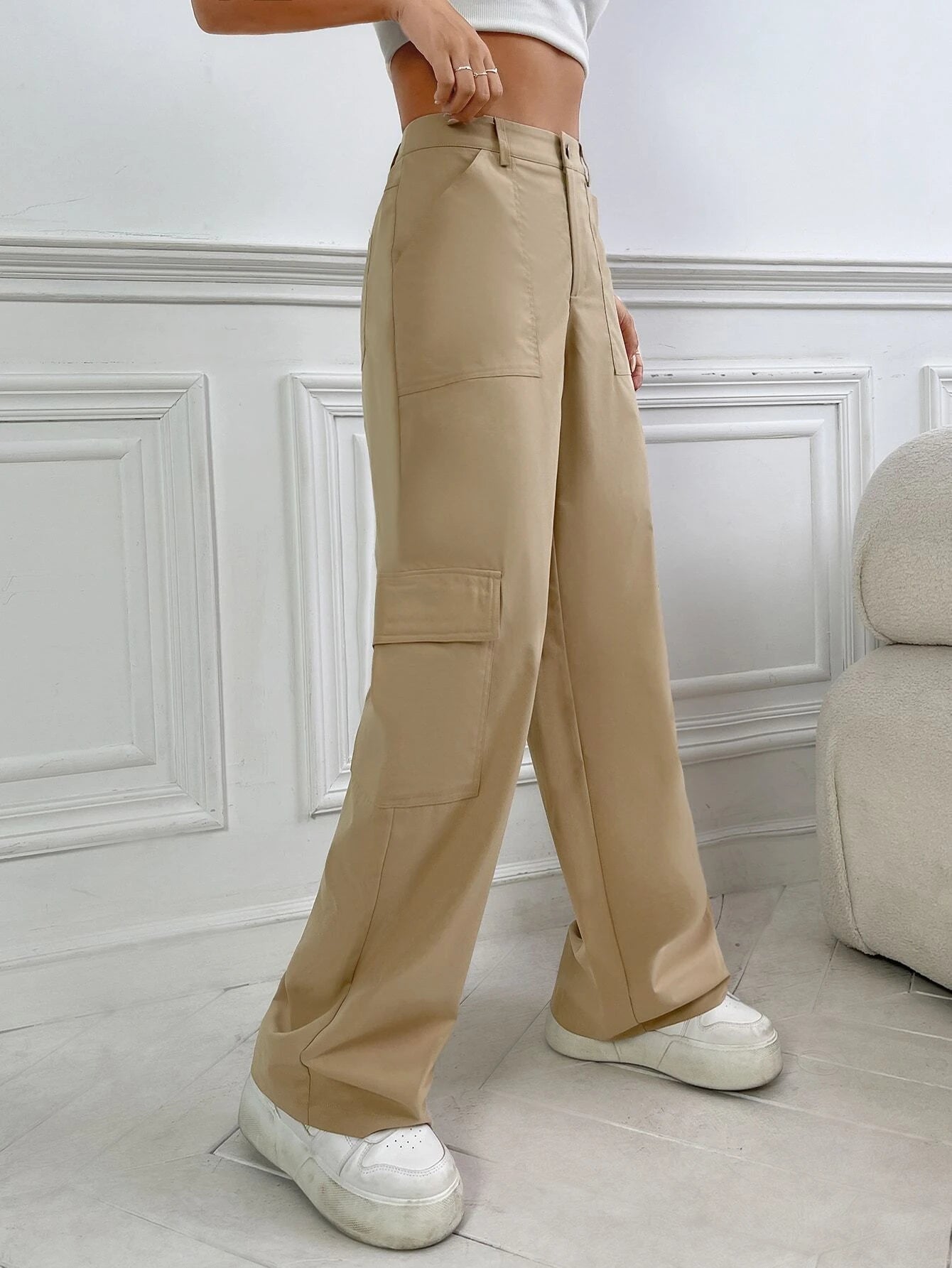 Flap Pocket  Drop Cargo Pant – side profile view