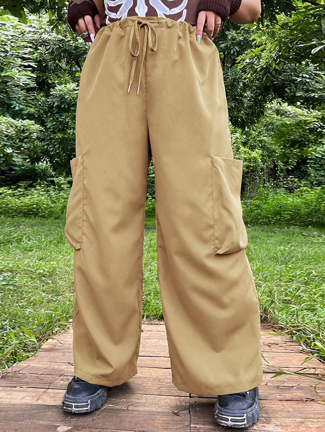Flap Pocket Non-Stretch Drawstring Waist Pant – fit and style view