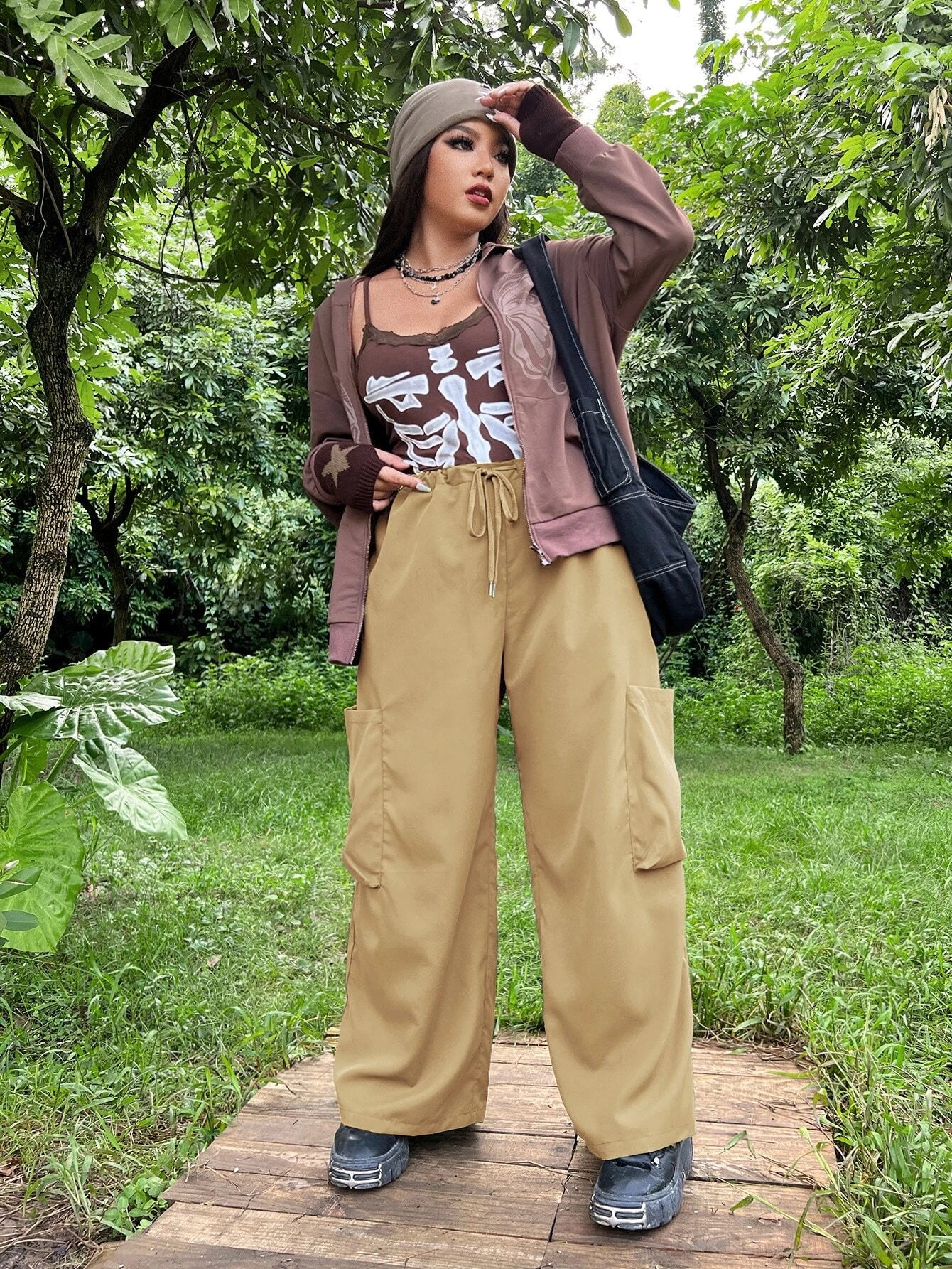 Flap Pocket Non-Stretch Drawstring Waist Pant – lifestyle view 12