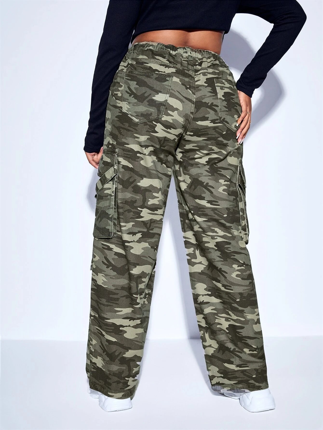 Camo Print Drawstring Waist Cargo Jeans – side profile view