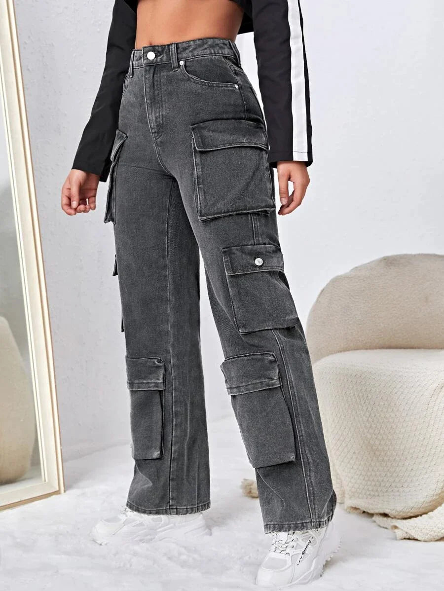 Easy Wear High Waisted Flap Pocket Cargo Jeans – model wearing view