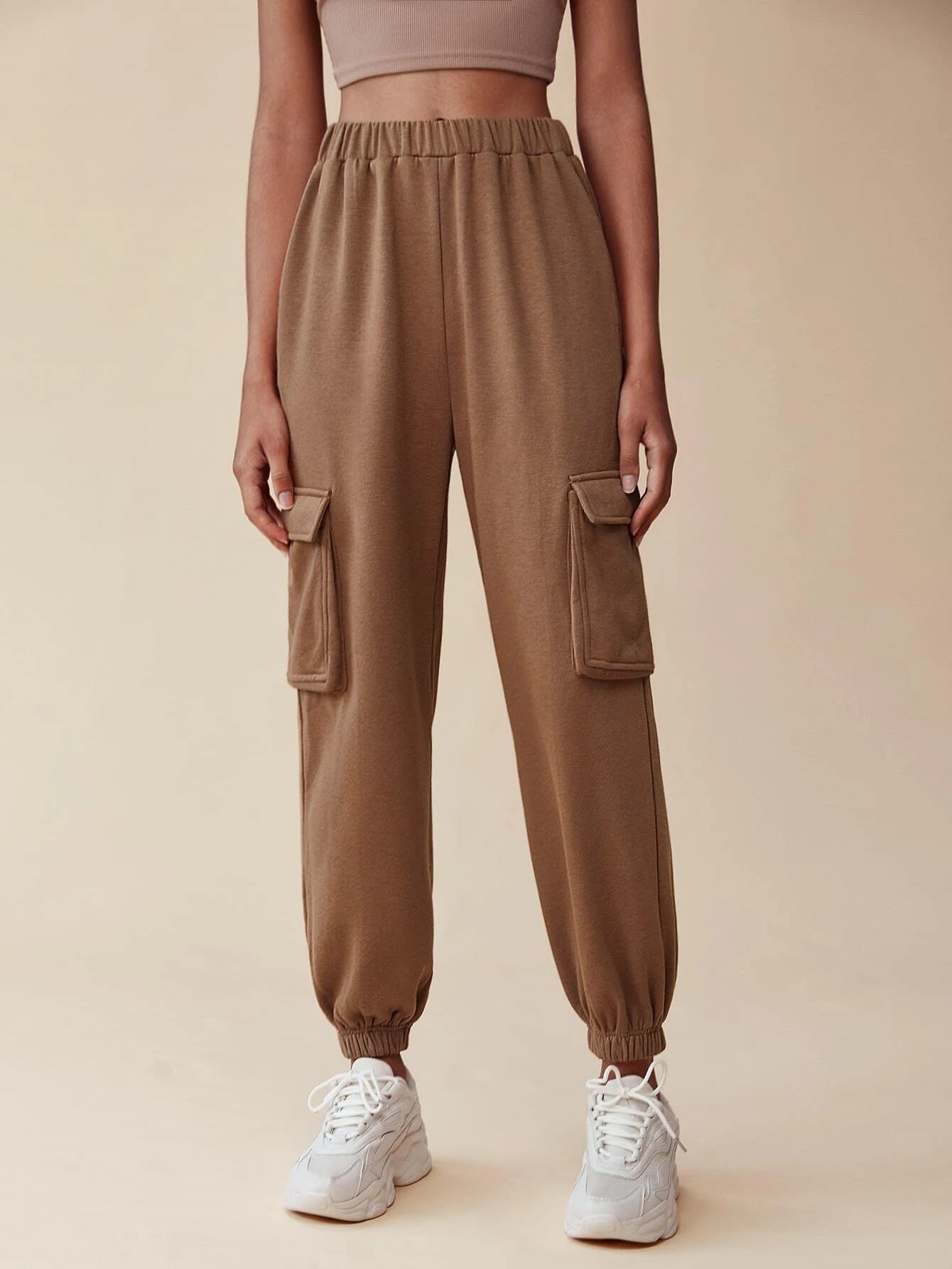 Flap Pocket Side Elastic Waist Cargo Pants Style 1 – pocket detail close-up