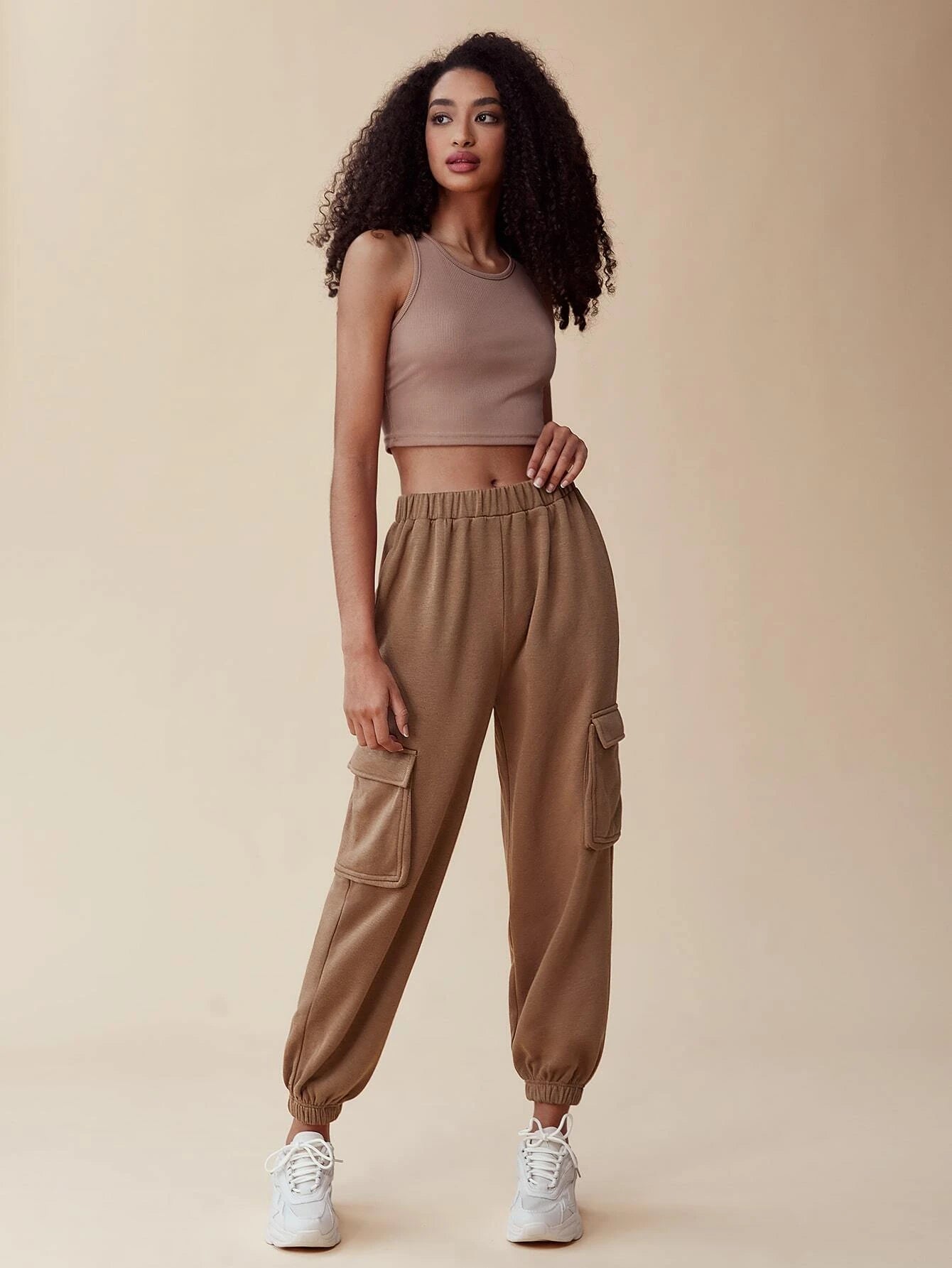 Flap Pocket Side Elastic Waist Cargo Pants Style 1 – waistband detail