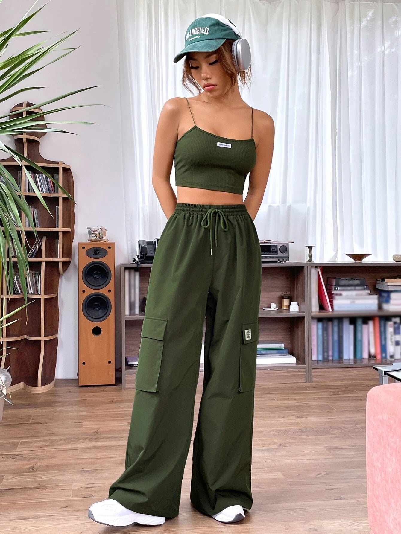 Letter Patched Cami Top And Cargo Pants – pocket detail close-up