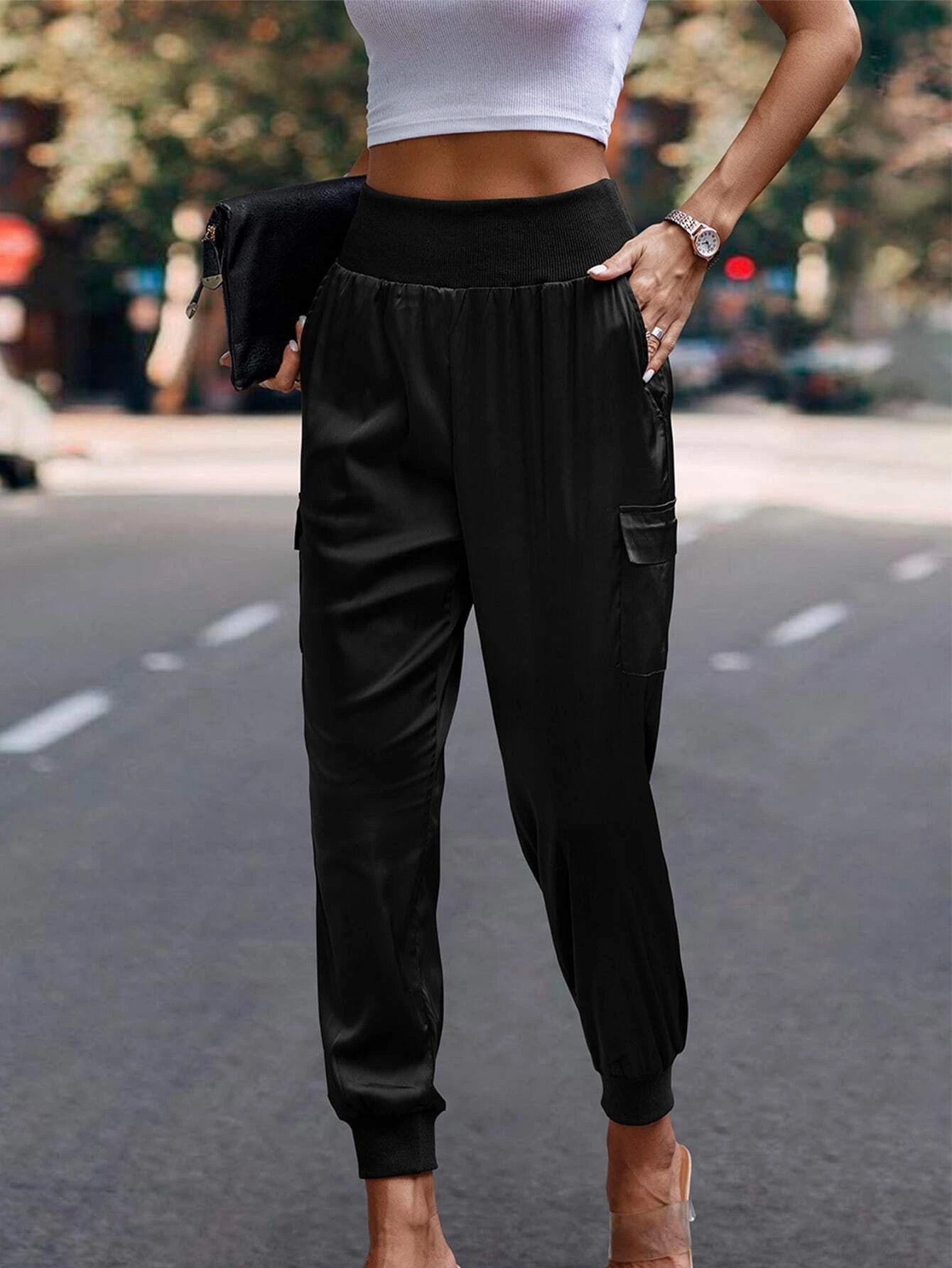 Cotton Flap Pocket Side Cargo Pants – back view detail