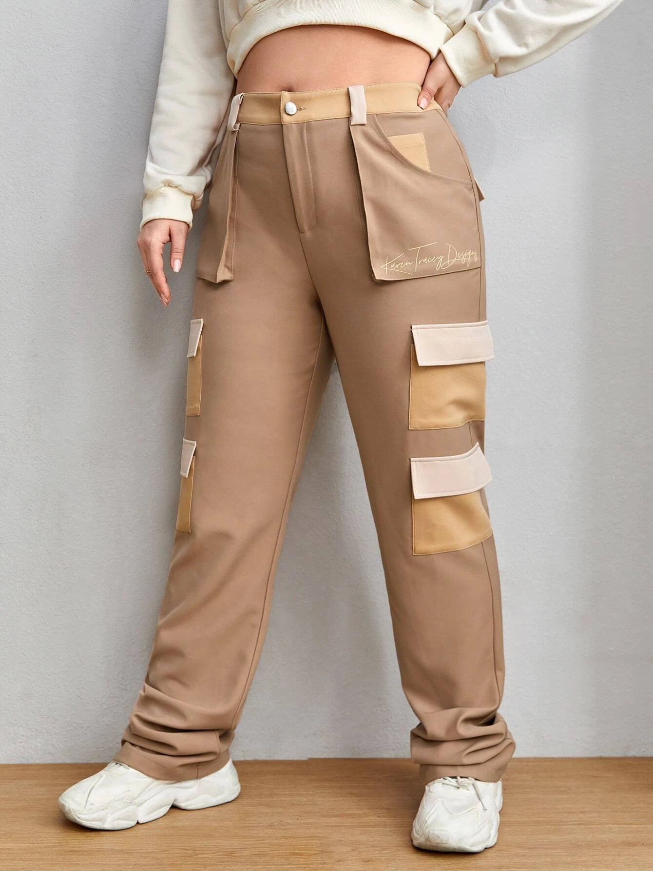 High Waist Cargo Pants In Colorblock – back view detail
