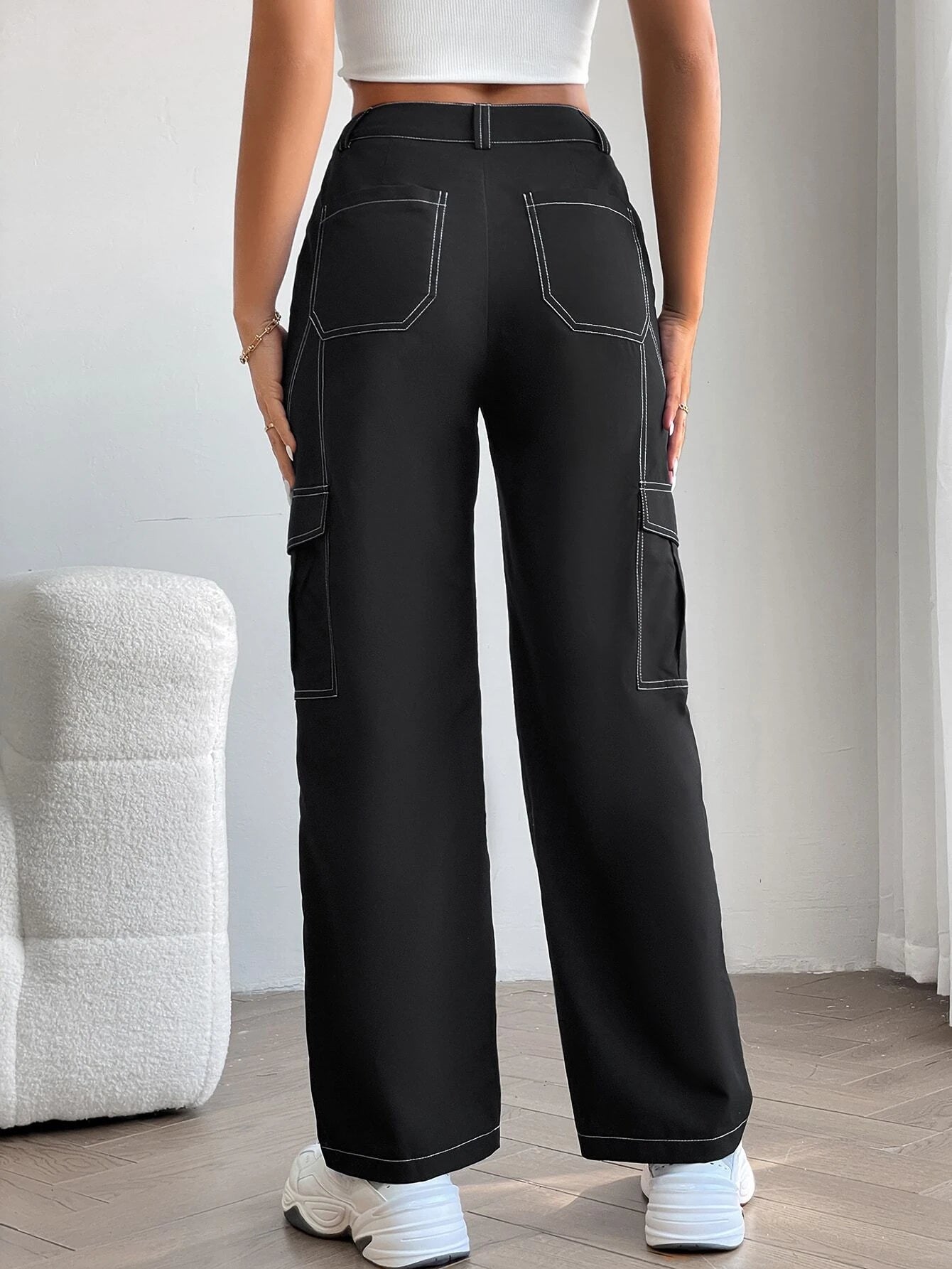 Casual Top Stitching Cargo Pants – side profile view