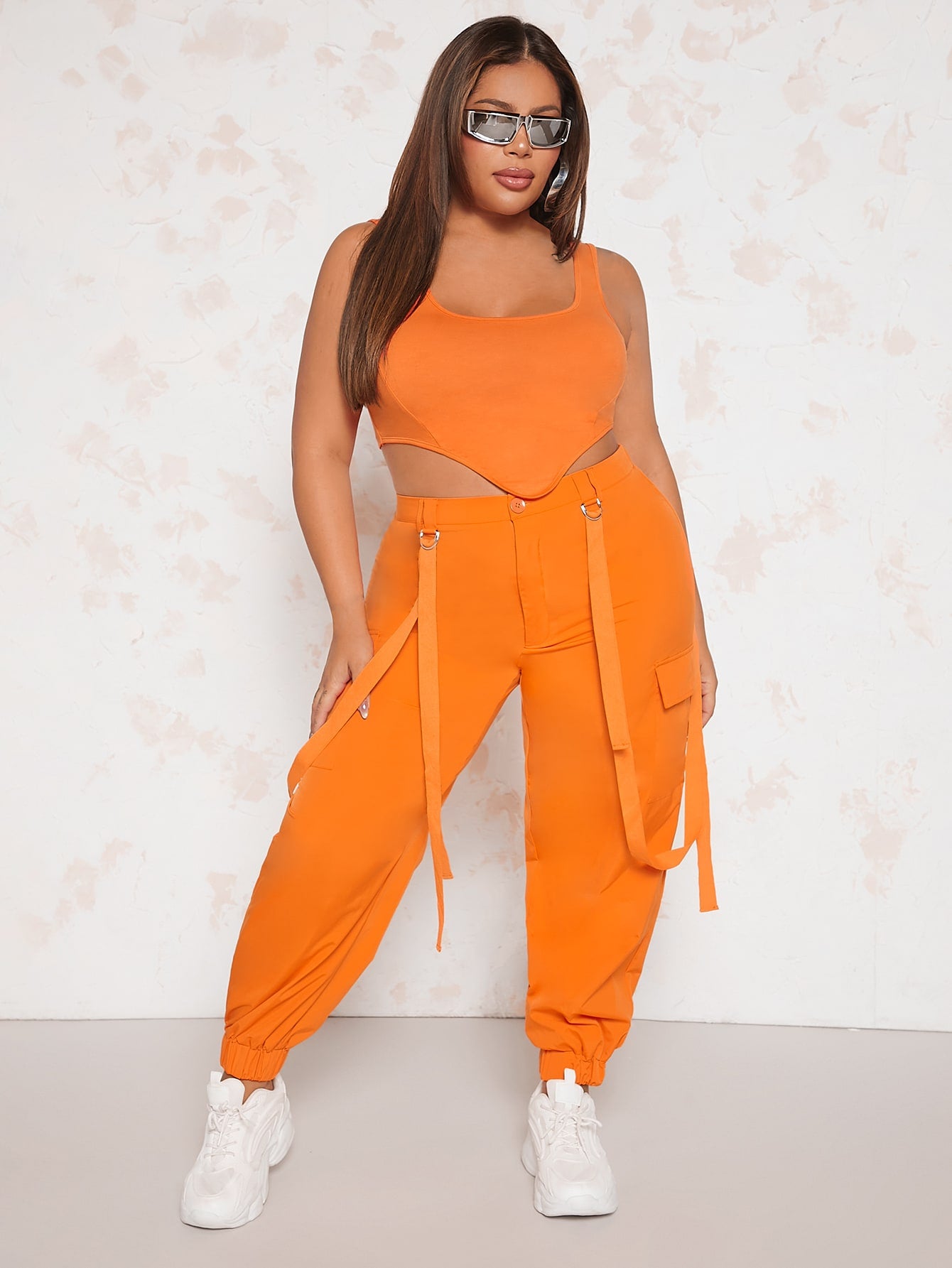 Asymmetrical Hem Tank Top And Flap Pocket Cargo Pants – fabric detail close-up