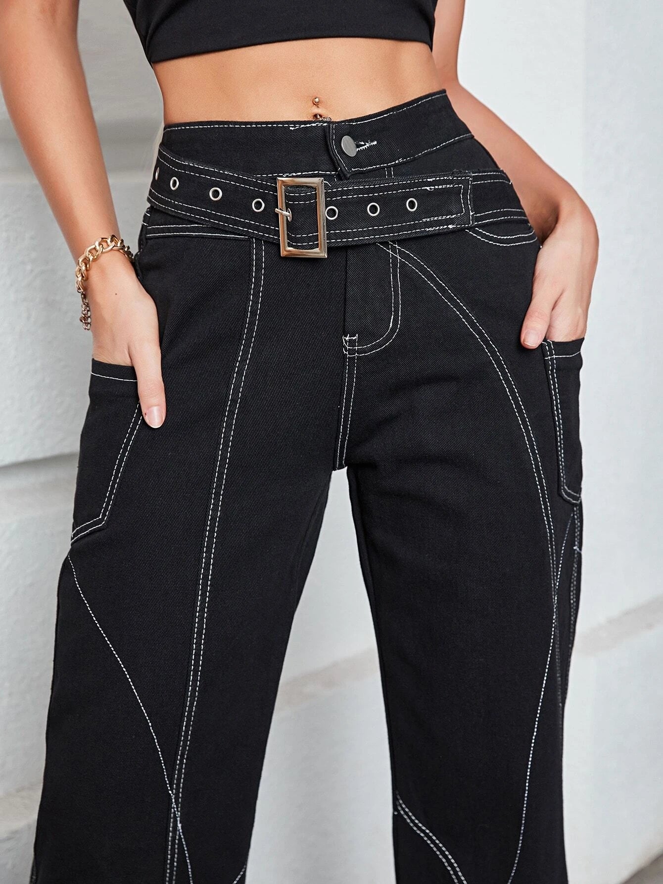 High Waist Pocket Leg Belted Cargo Pants – back view detail