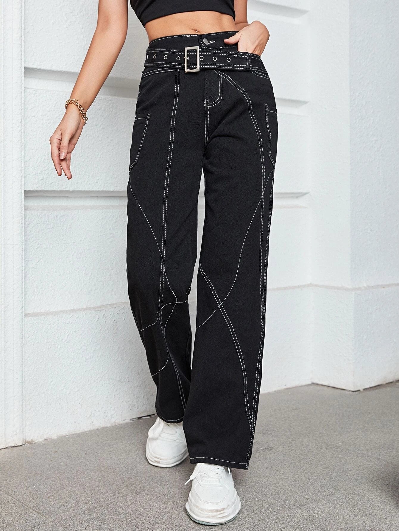 High Waist Pocket Leg Belted Cargo Pants – pocket detail close-up