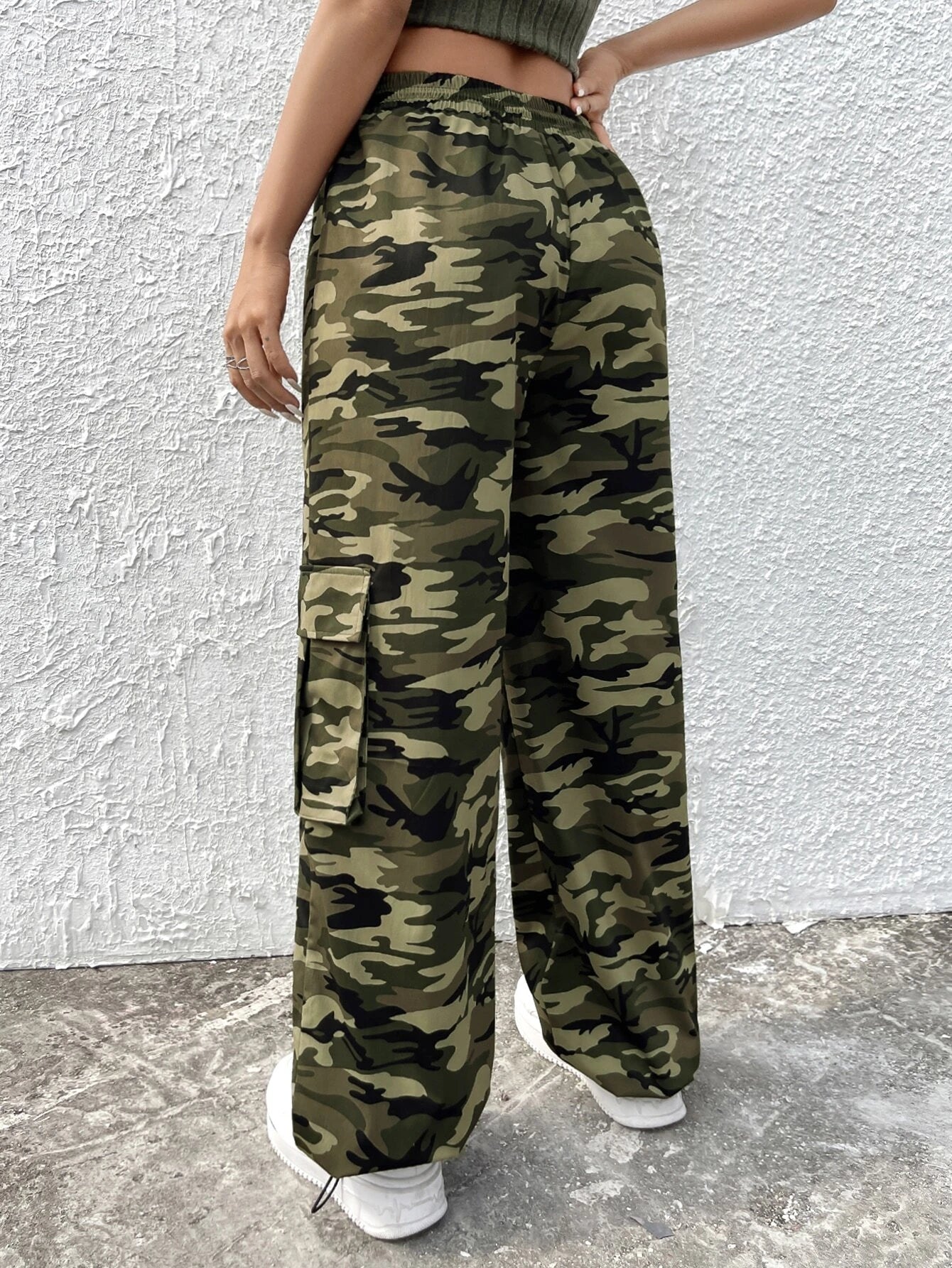 Camo Print Flap Pocket Cargo Pants Style 2 – side profile view