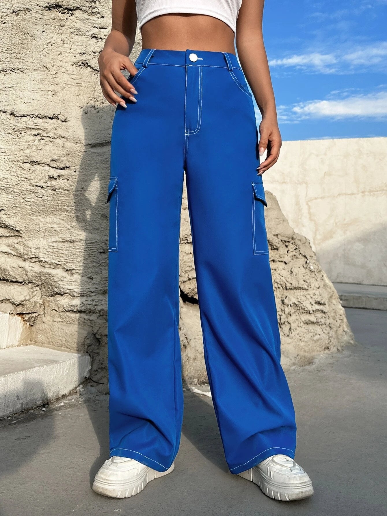 High Waist Cargo Pants – pocket detail close-up