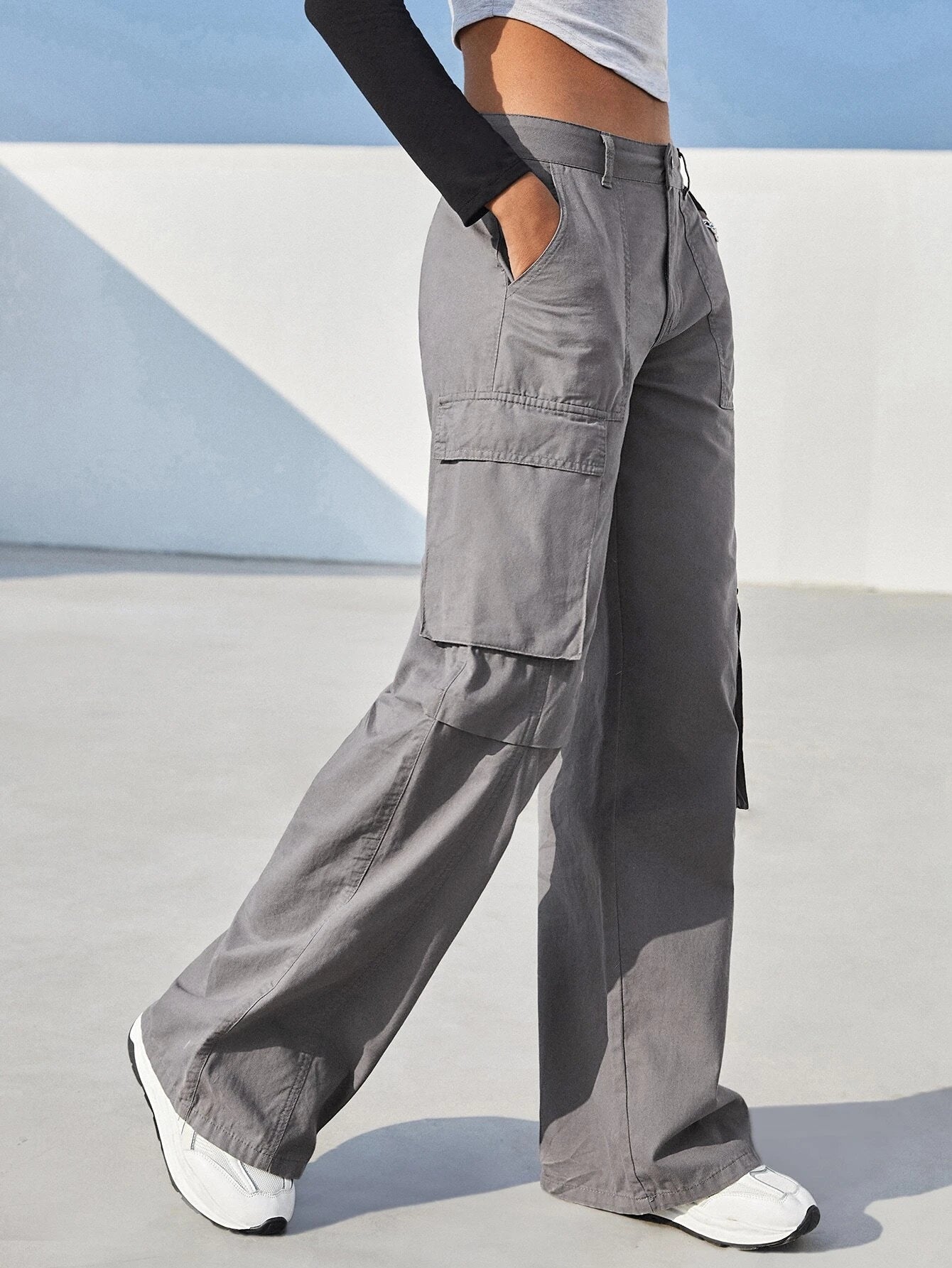 Flap Pocket Cotton Cargo Pants – full length outfit view