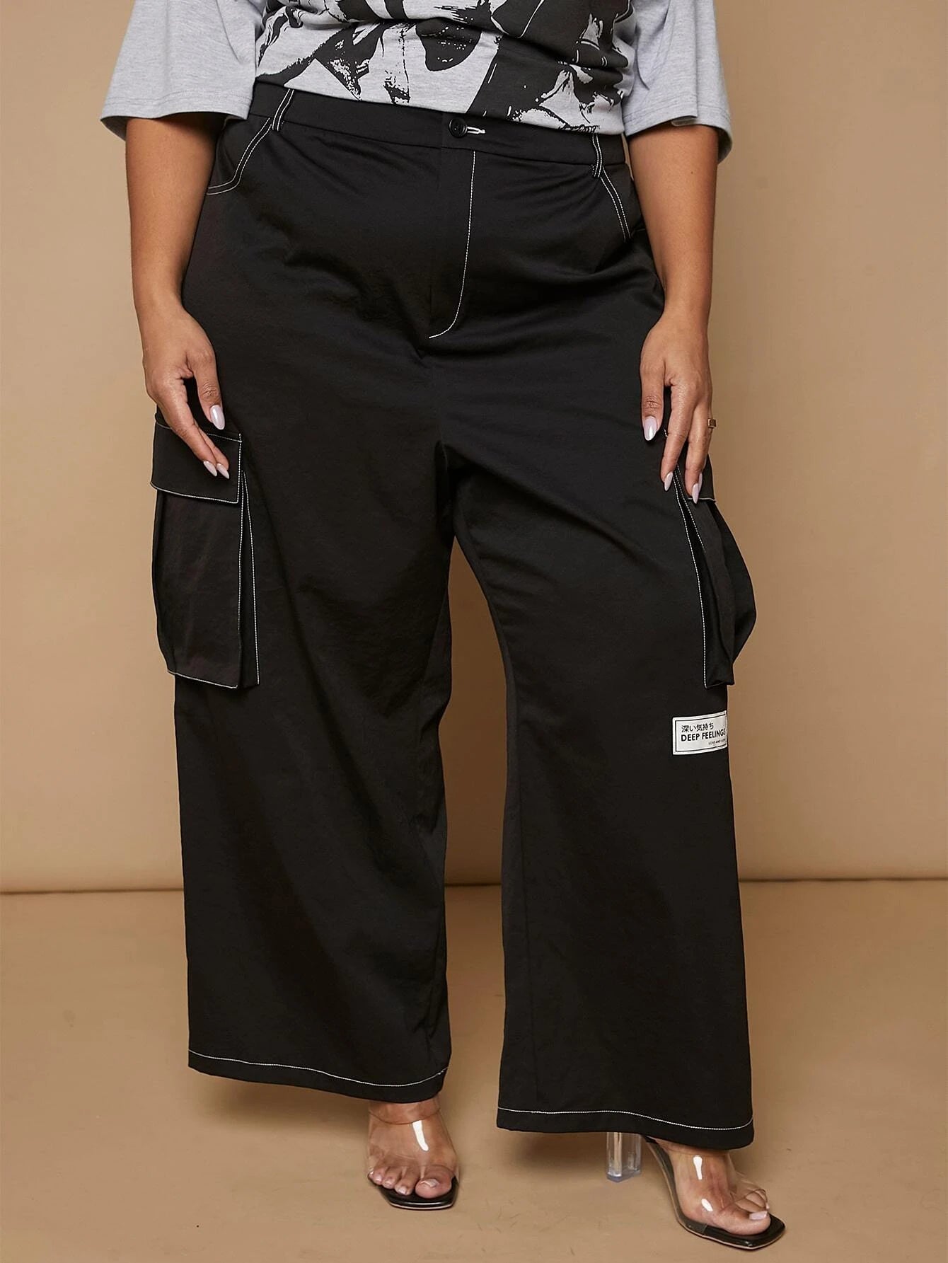 Long Flap Pocket Cargo Pants Style 5 – back view detail