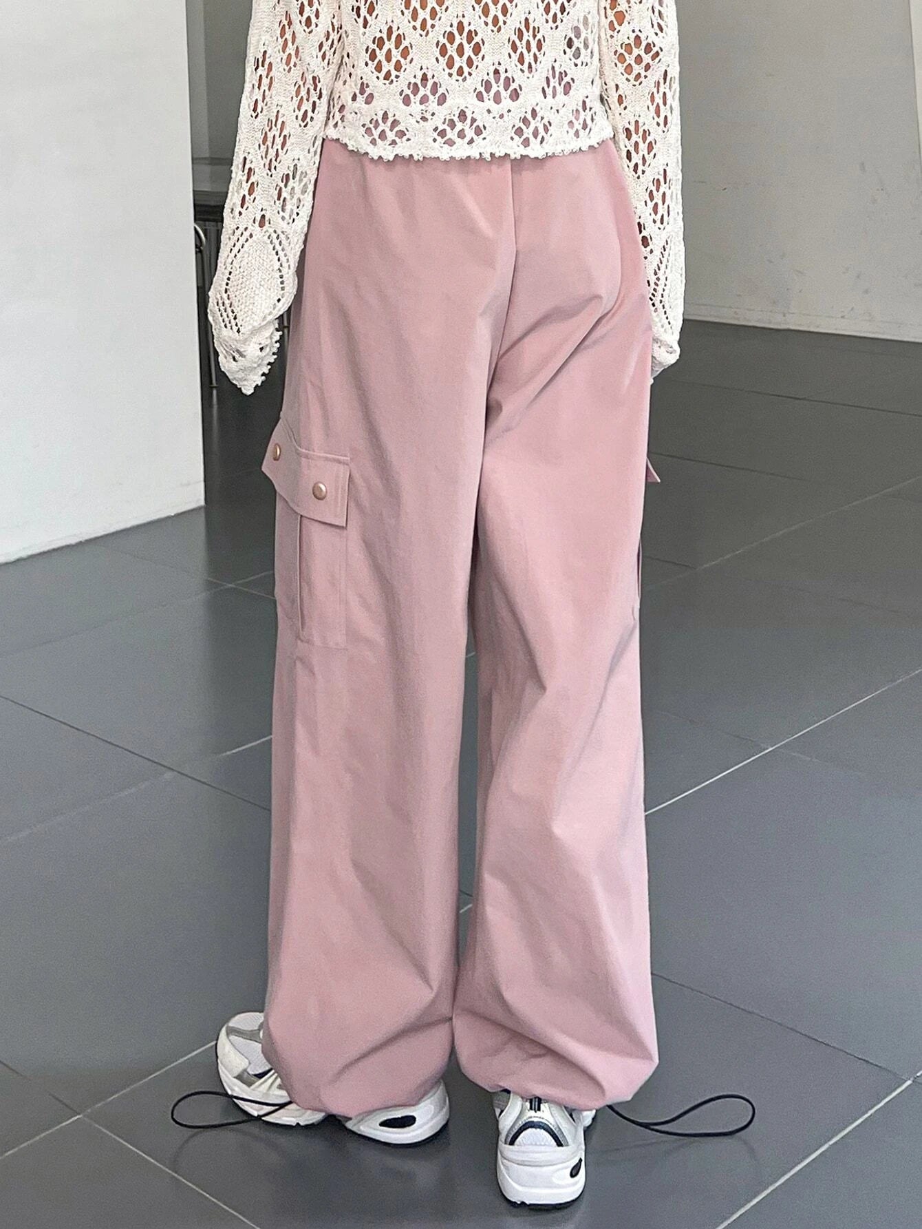 Flap Side Pocket Drawstring Hem Parachute Cargo Pants – back view detail