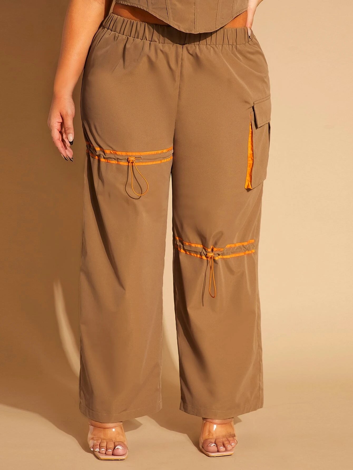 Flap Pocket Cargo Pants With Drawstring Detail – waistband detail