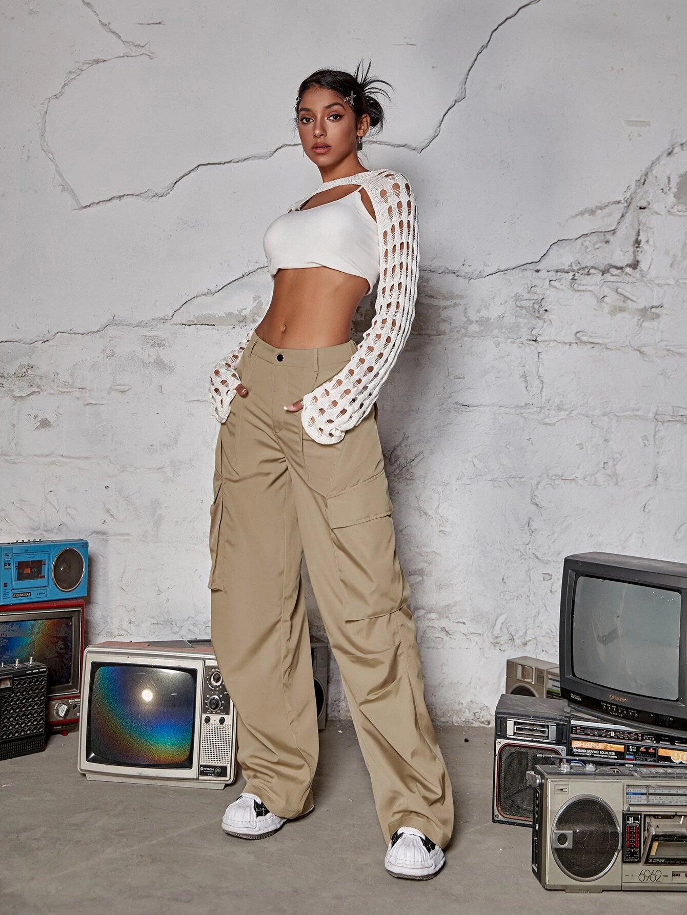 Casual Ruched Wide Leg Cargo Pants – styled outfit view
