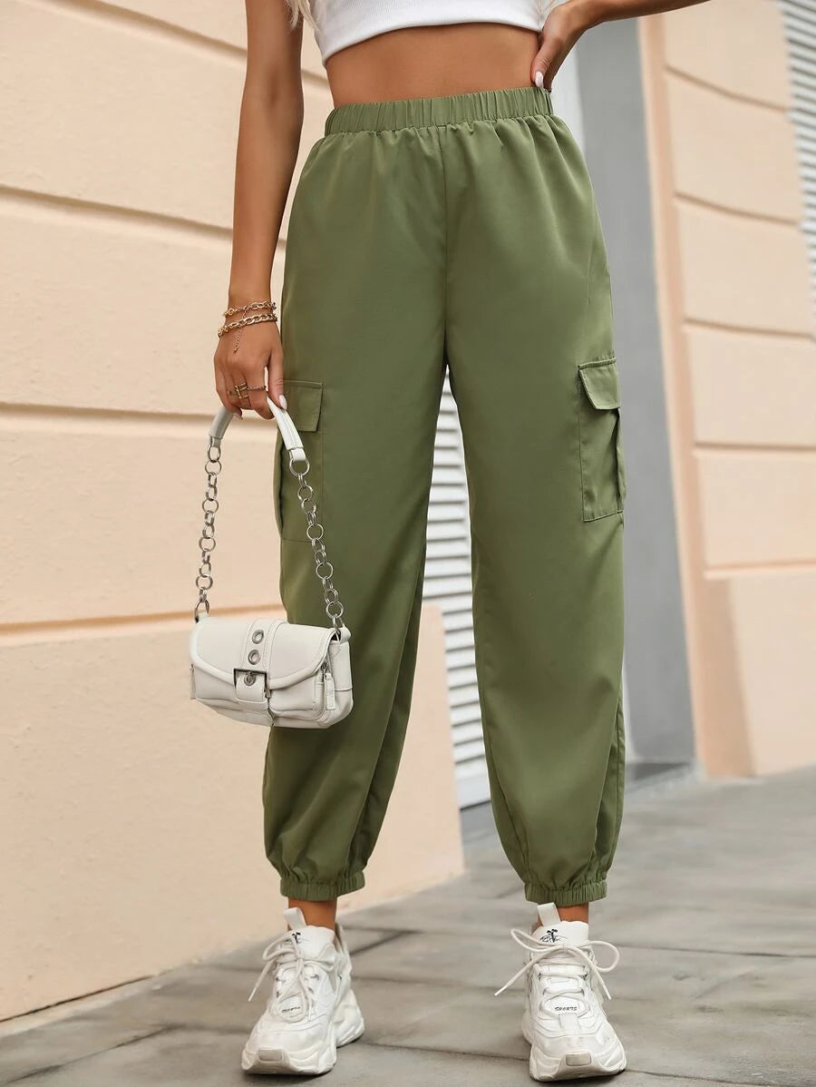 Solid Colored Flap Pocket Side Cargo Pants in Black – fabric detail close-up