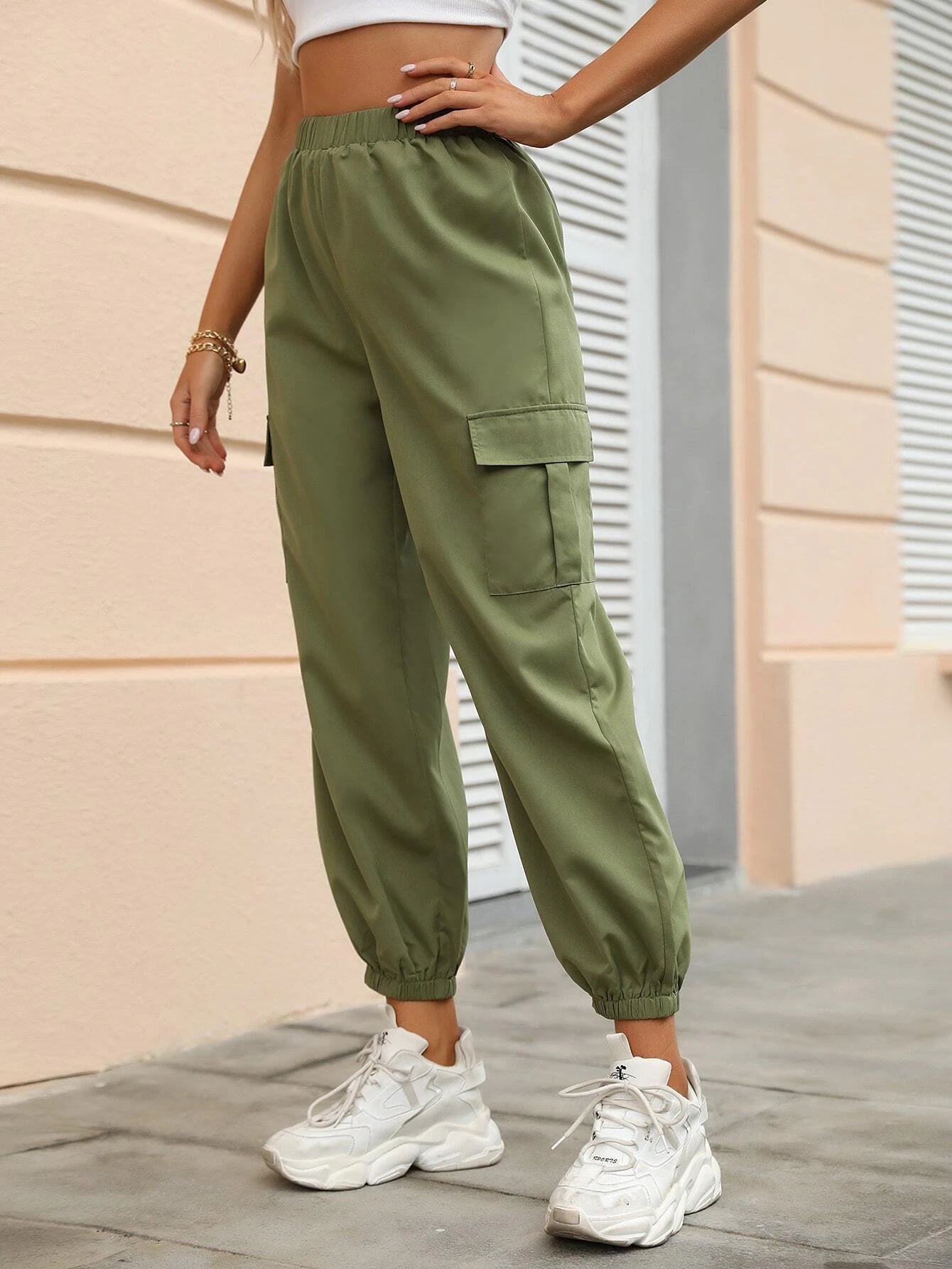 Versatile Flap Pocket Side Cargo Pants – lifestyle view 15