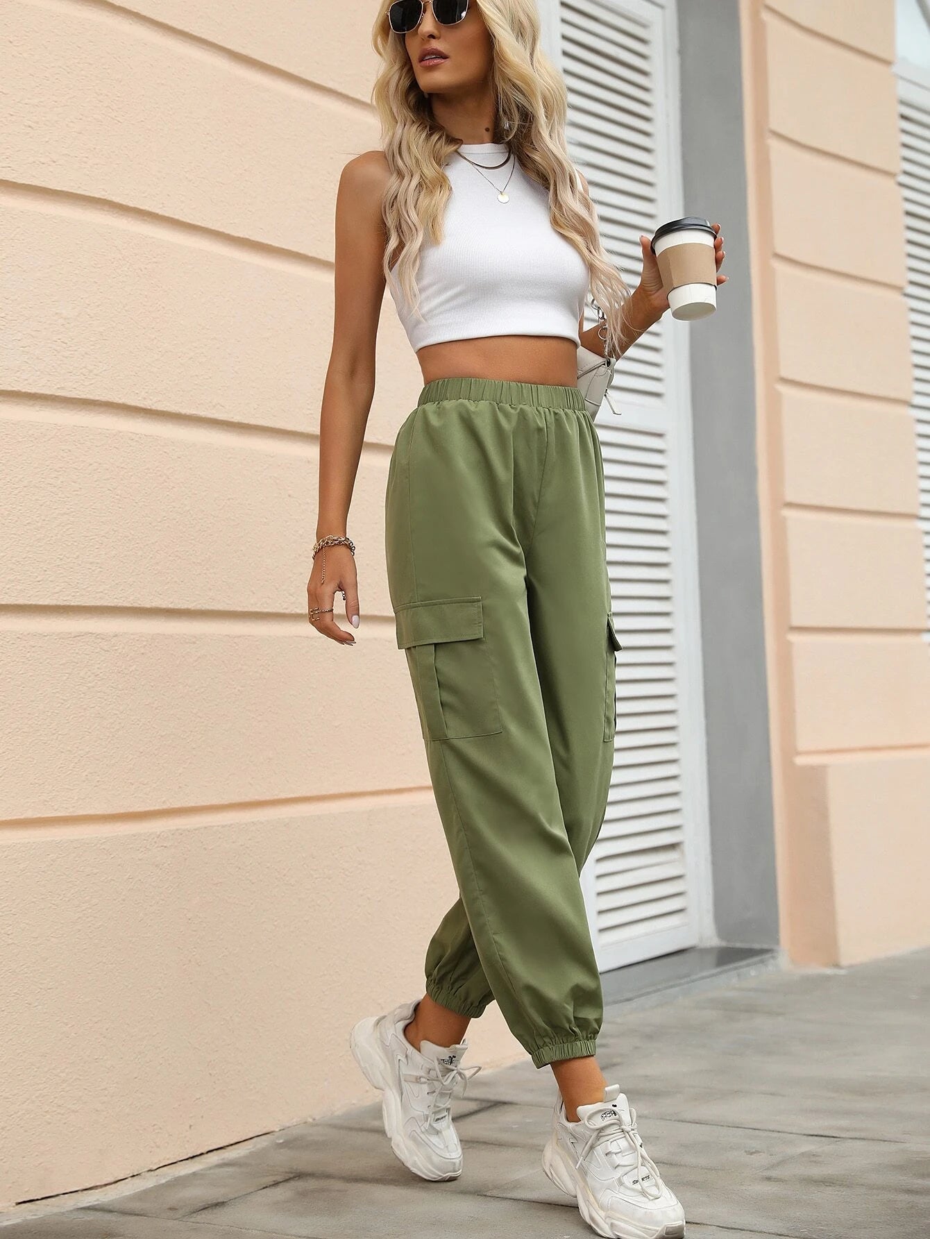 Elastic Waist Joggers – fit and style view
