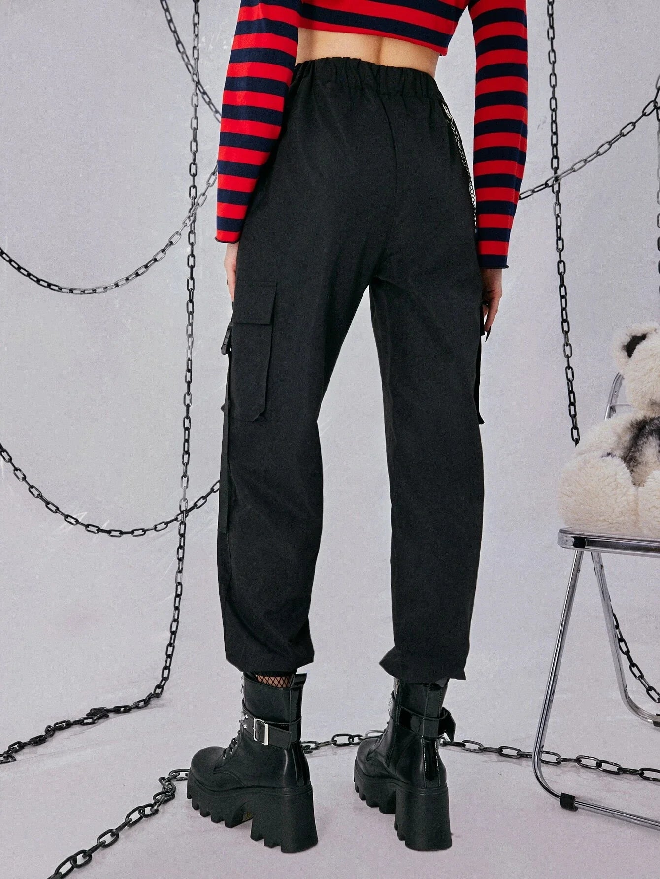 Chain Decor Pocket Cargo Pant – back view detail