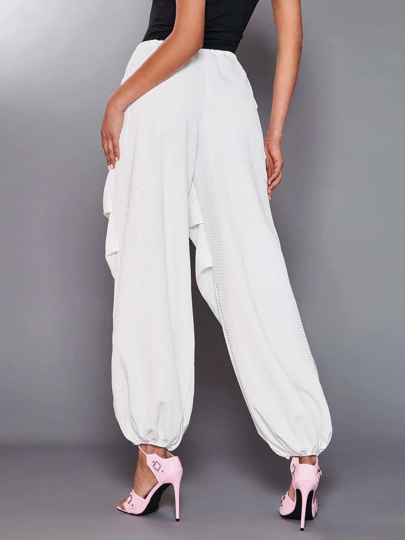 Plain Flap Pocket Jogger Cargo Pants – side profile view