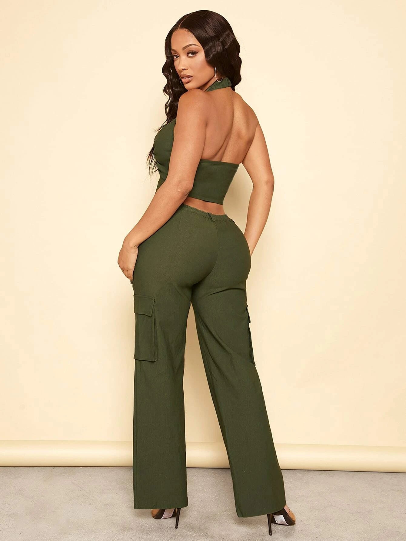 Ruched Front Halter Top And Cargo Pants – waistband detail