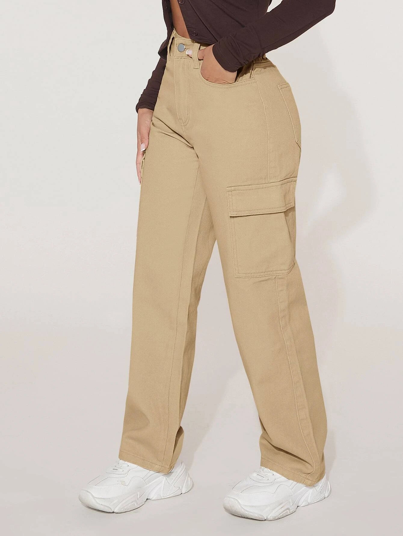 High Waist Straight Jeans – lifestyle view 12