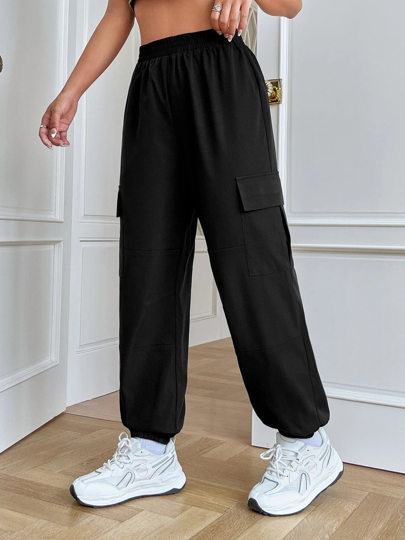 Solid Color Flap Pocket Side Cargo Pants Style 3 – waistband detail