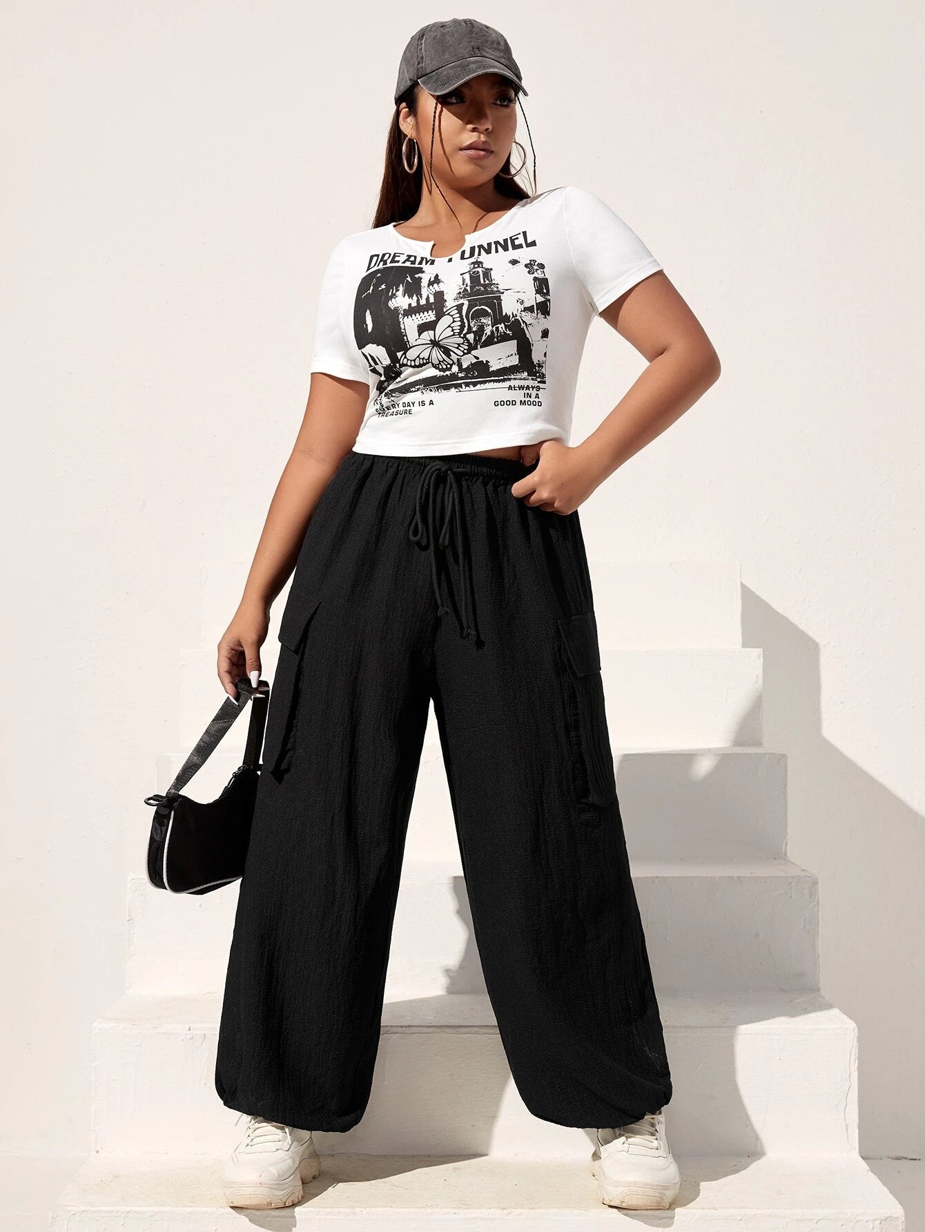 Flap Pocket Side Drawstring Waist Cargo Parachute Pants – waistband detail