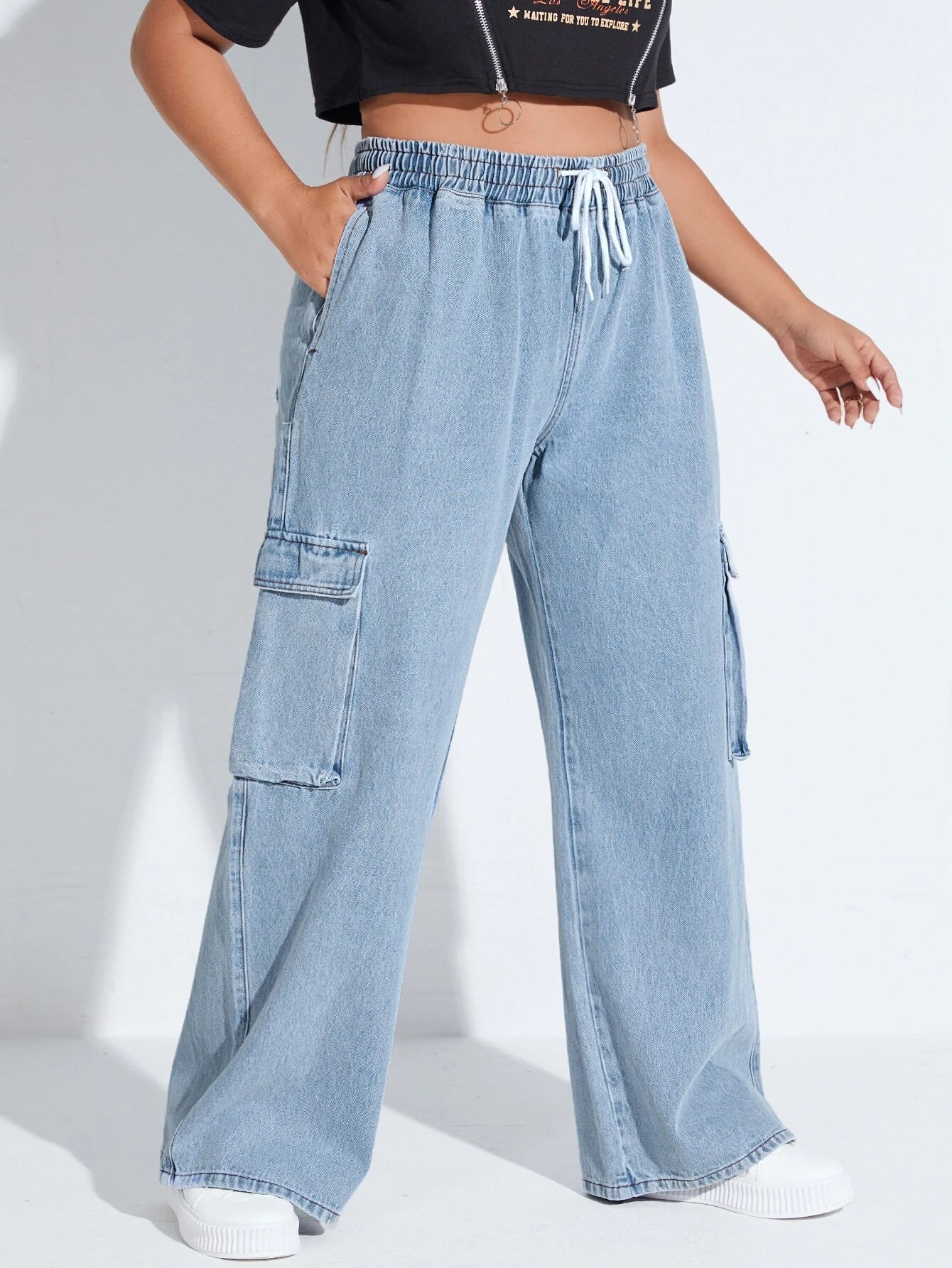 Drawstring Waist Flap Pocket Cargo Jeans Style 1 – side profile view