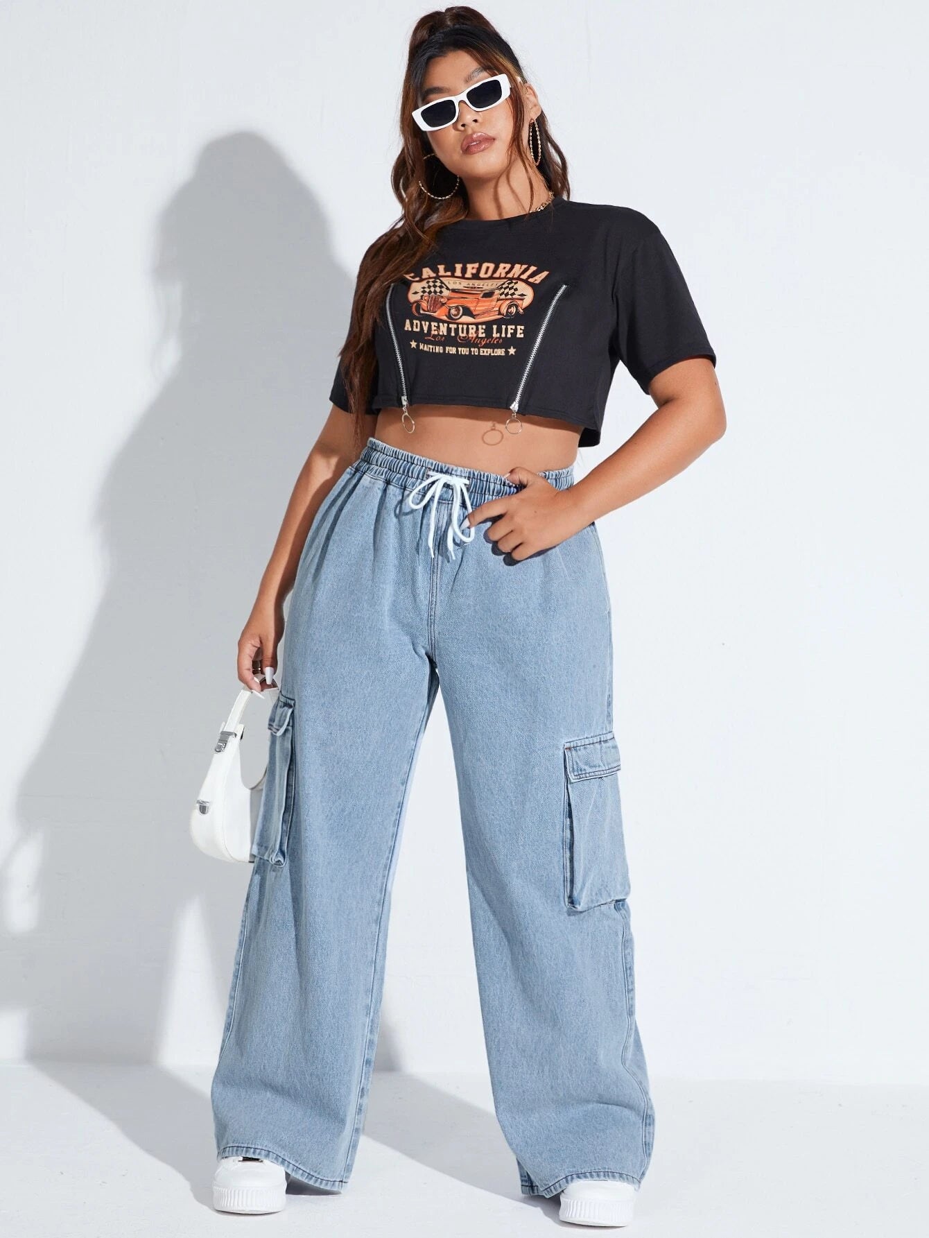 Drawstring Waist Flap Pocket Cargo Jeans Style 1 – waistband detail