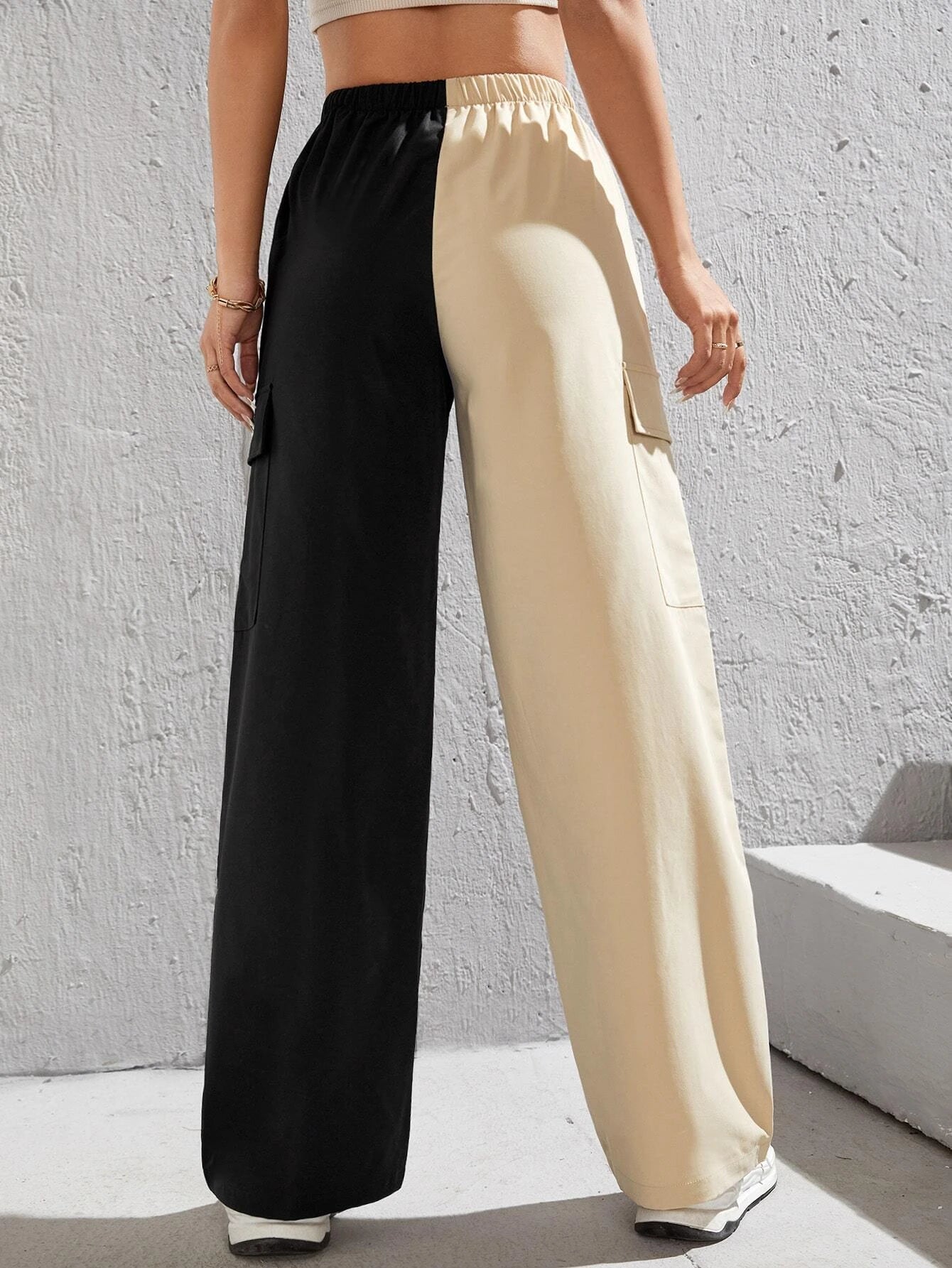Two Tone Flap Pocket Side Cargo Pants – pocket detail close-up