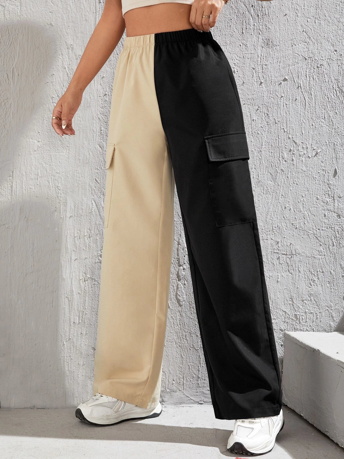 Two Tone Flap Pocket Side Cargo Pants – back view detail