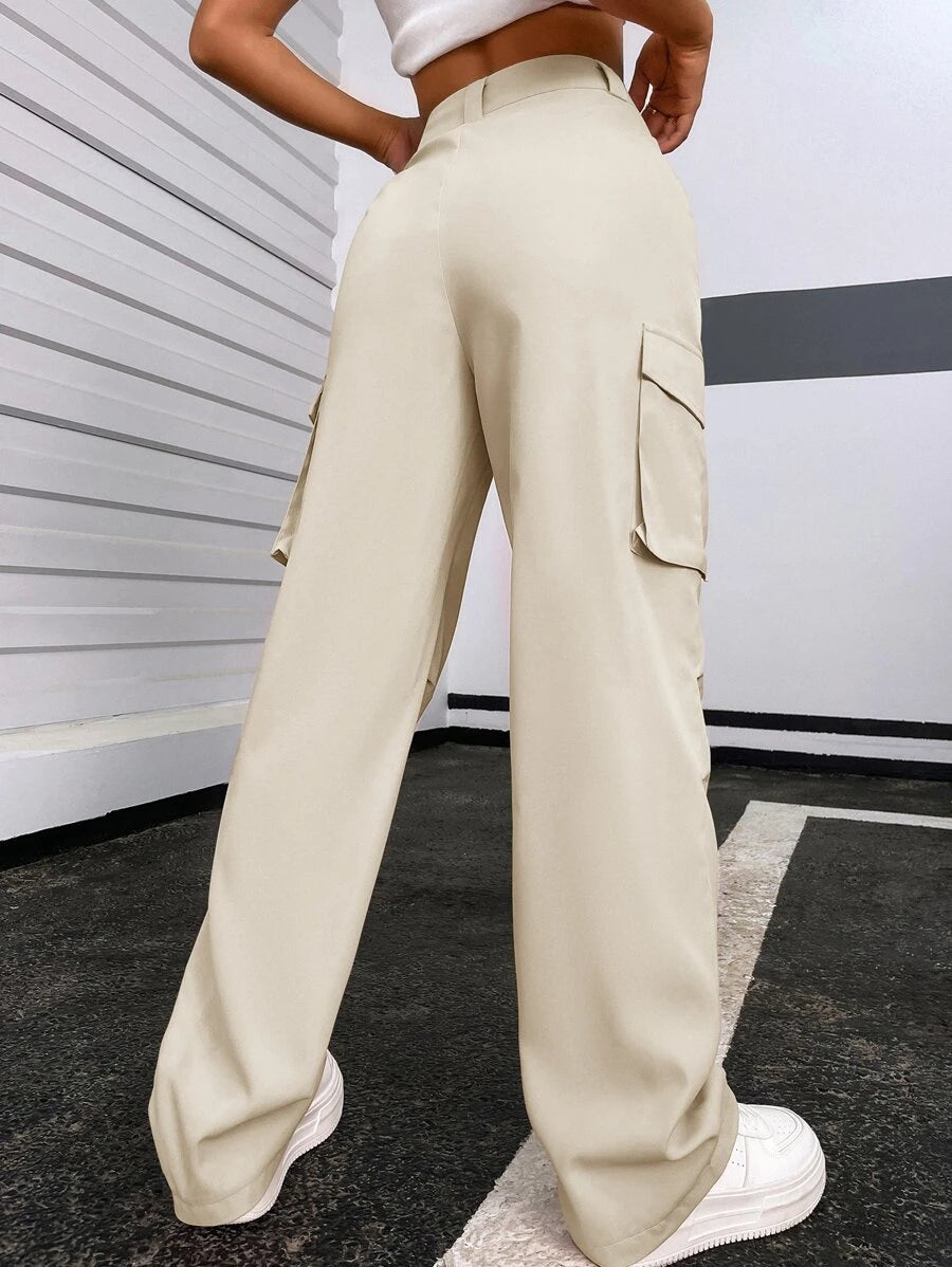 Solid Flap Pocket Side Cargo Pants – lifestyle view 44