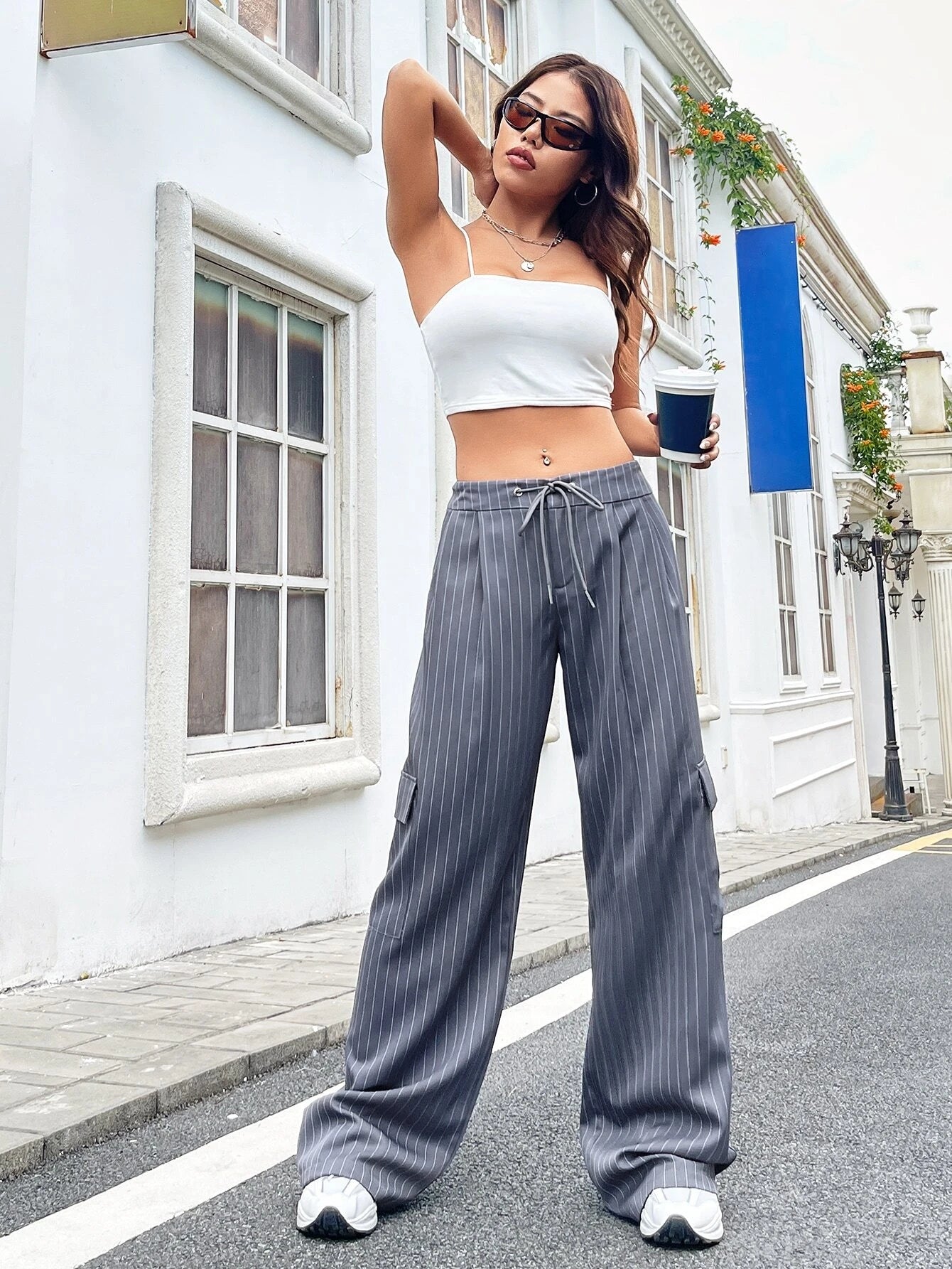 Printed Drawstring Cargo Pants – waistband detail