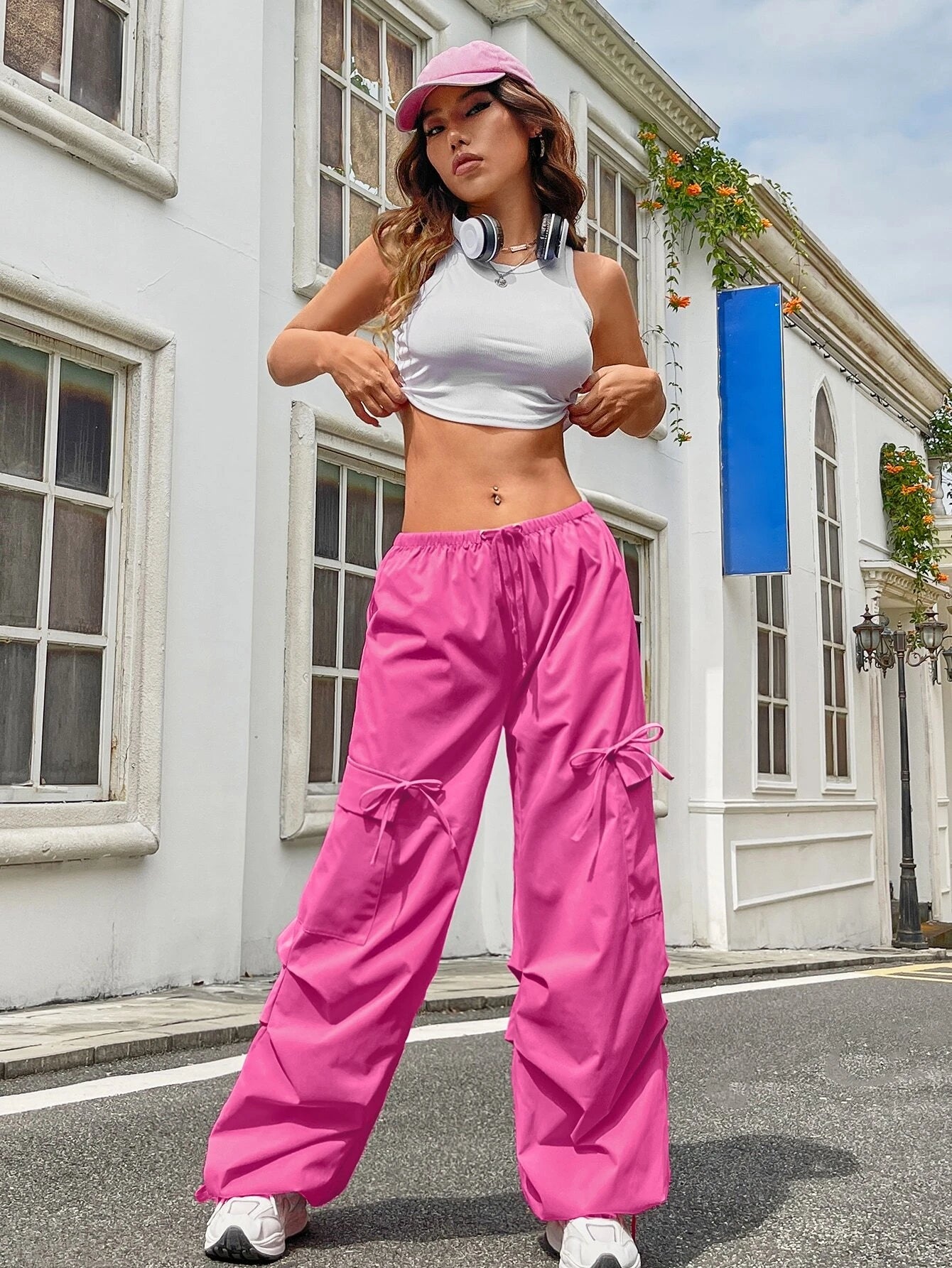 Flap Pocket Parachute Cargo Pants Style 1 – back view detail