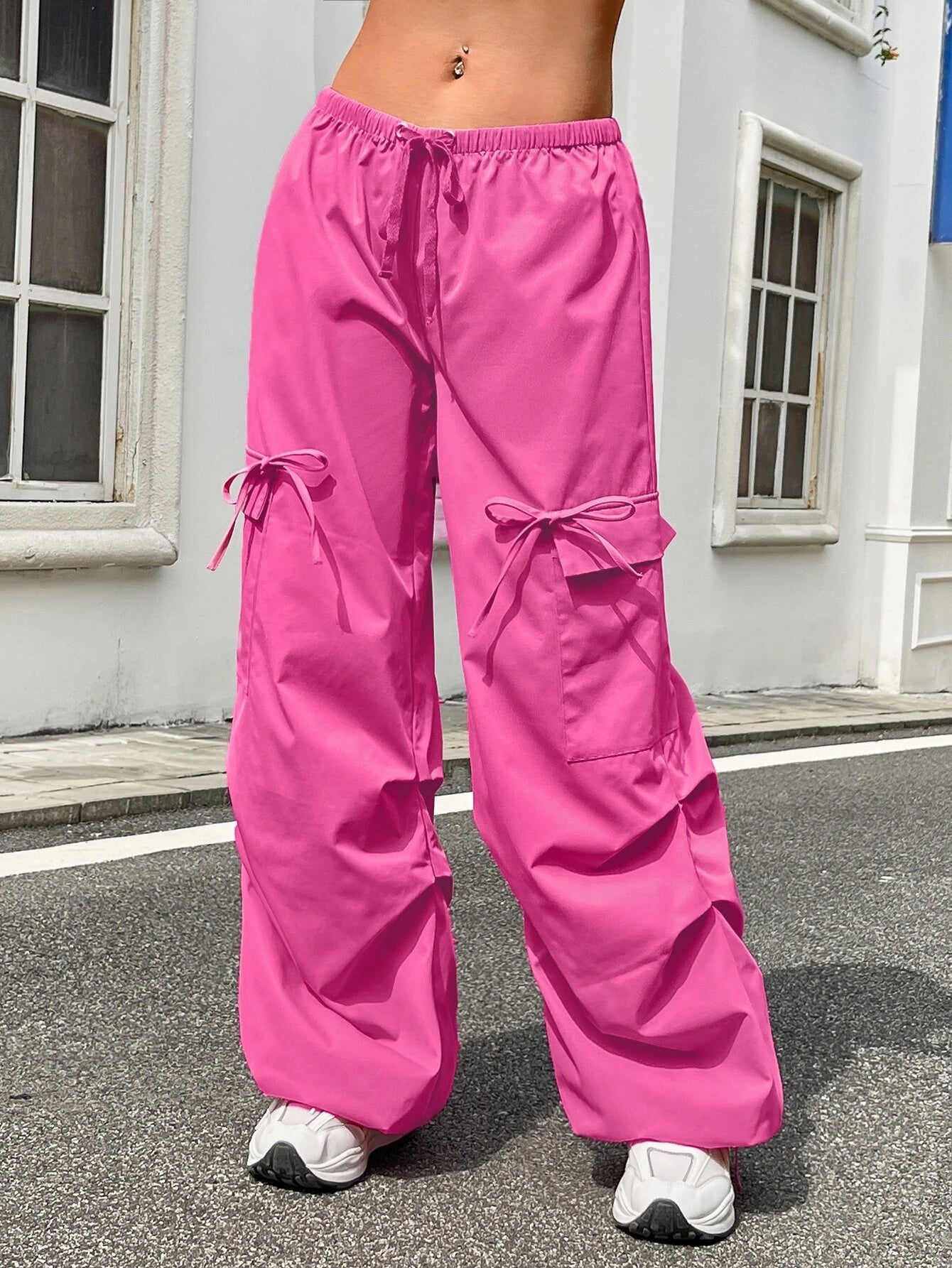 Flap Pocket Parachute Cargo Pants Style 1 – side profile view