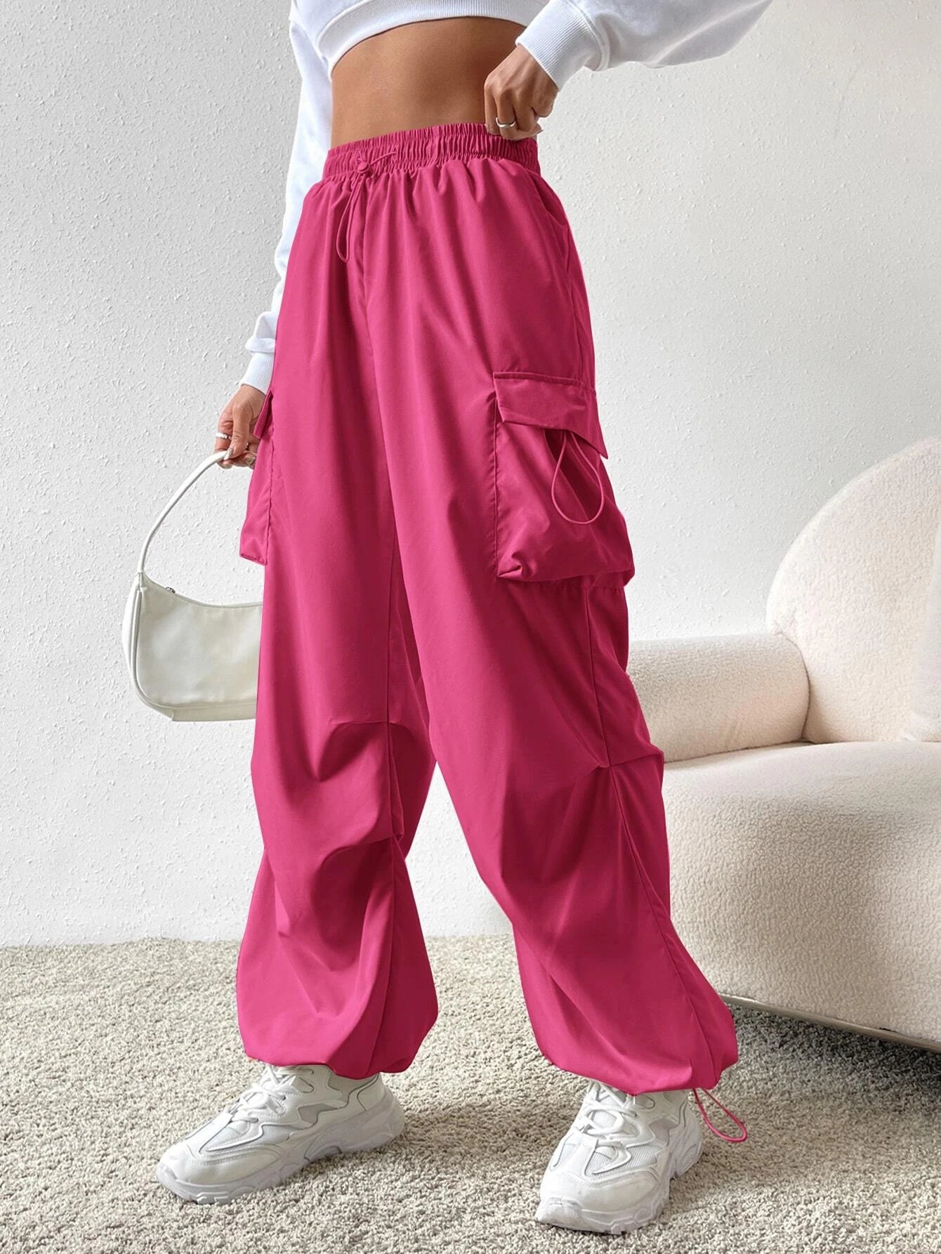 Drawstring Waist Regular Fit Casual Cargo Pants – lifestyle view 32