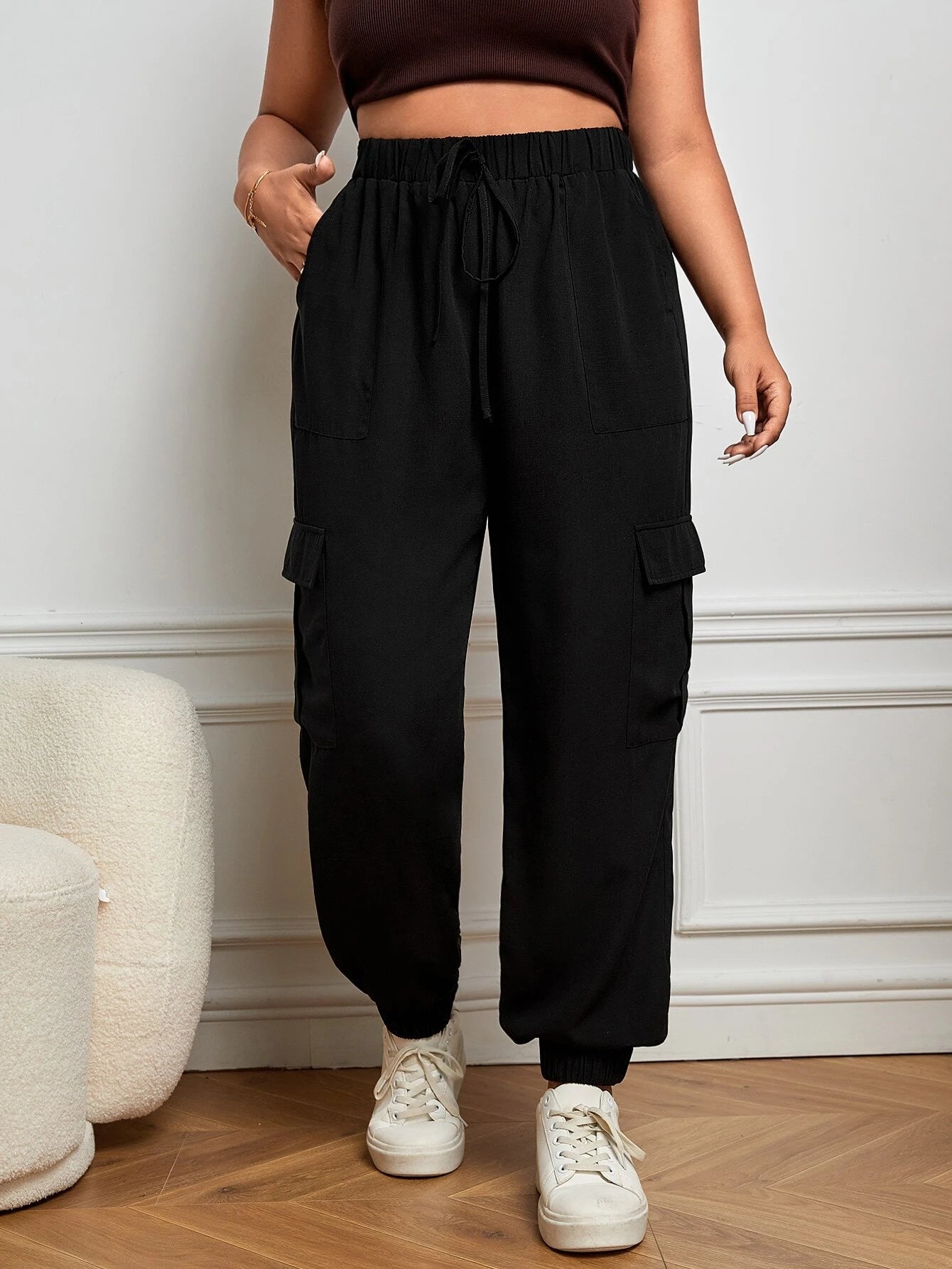 Drawstring Natural Fit Waist Cargo Pant – side profile view