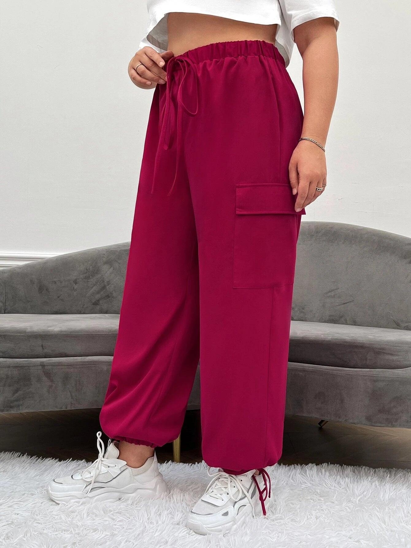 Flap Pocket Side Drawstring Waist Cargo Pants Style 5 – waistband detail