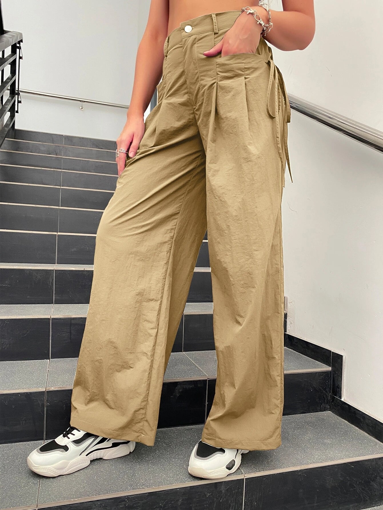 Ruched Knot Side Cargo Pants – lifestyle view 12