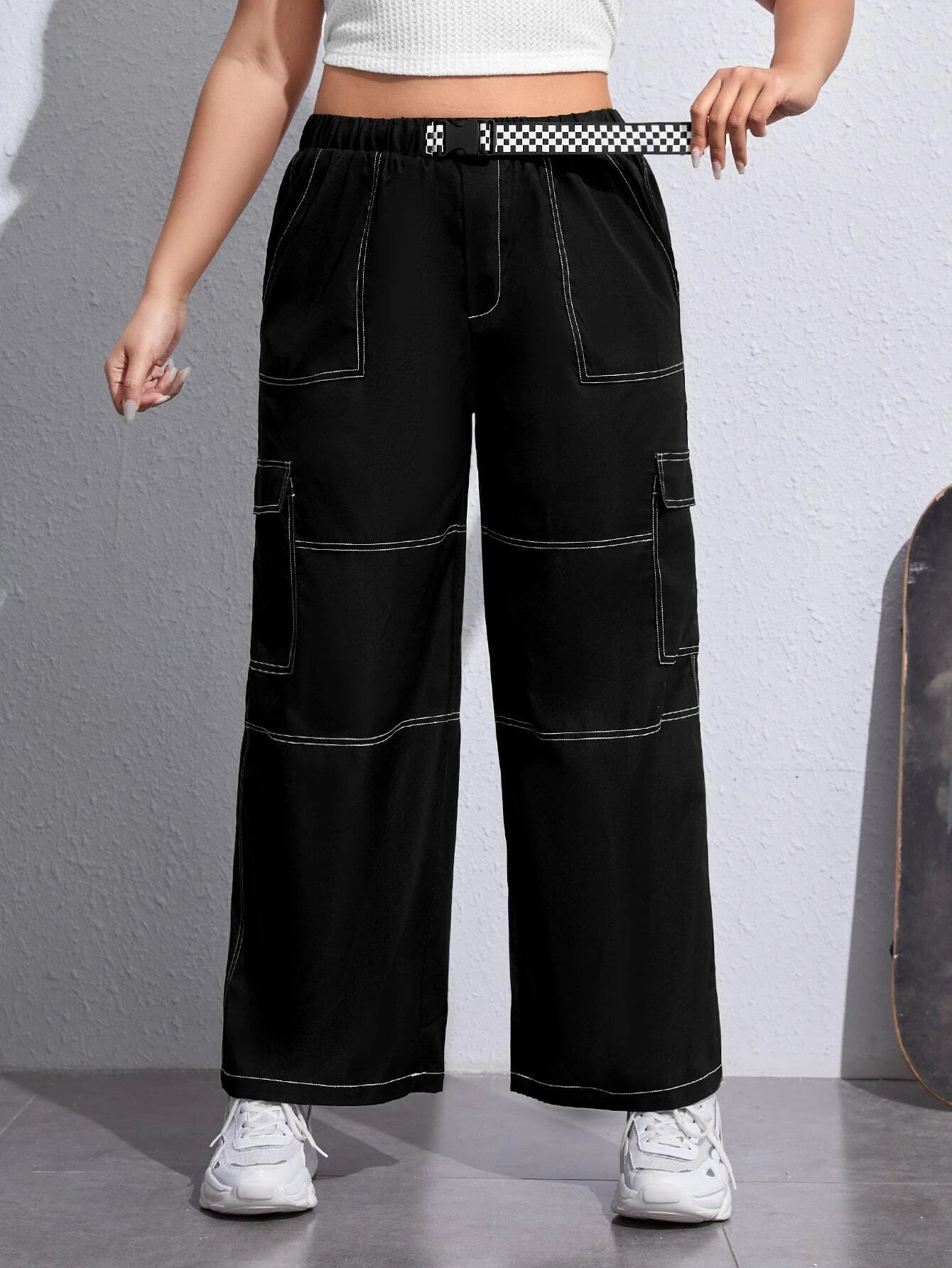 Top Stitching Flap Side Pocket Cargo Pants – waistband detail