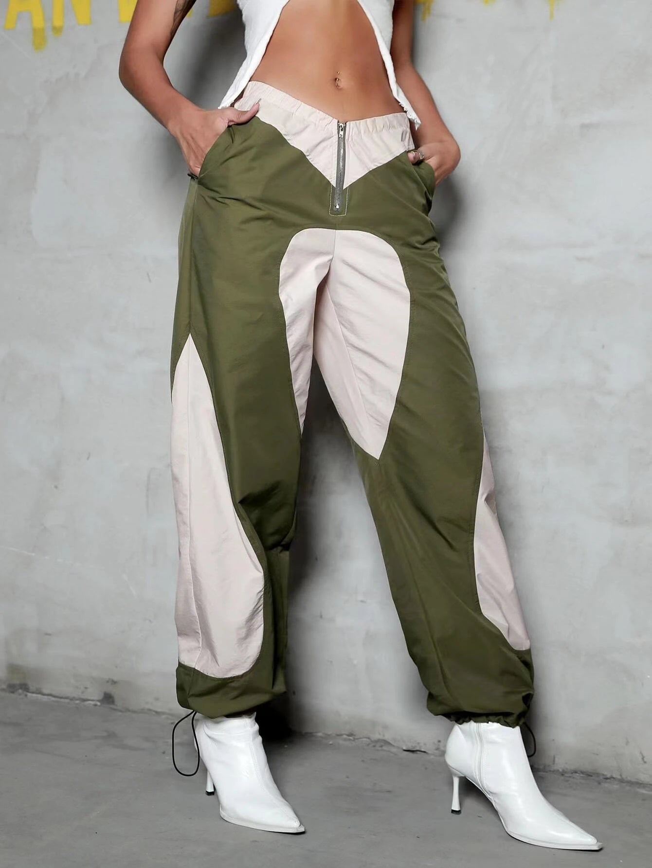 Two Tone Slant Pocket Drawstring Cargo Pants – back view detail