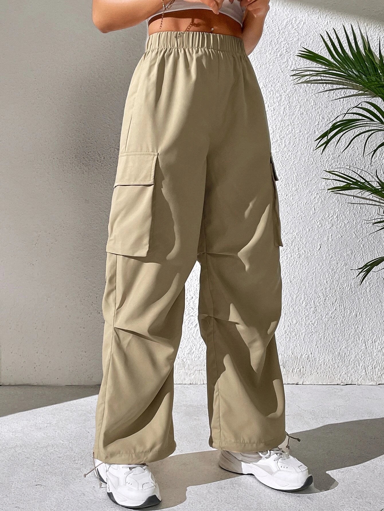 Side Drawstring Hem Cargo Pants – waistband detail