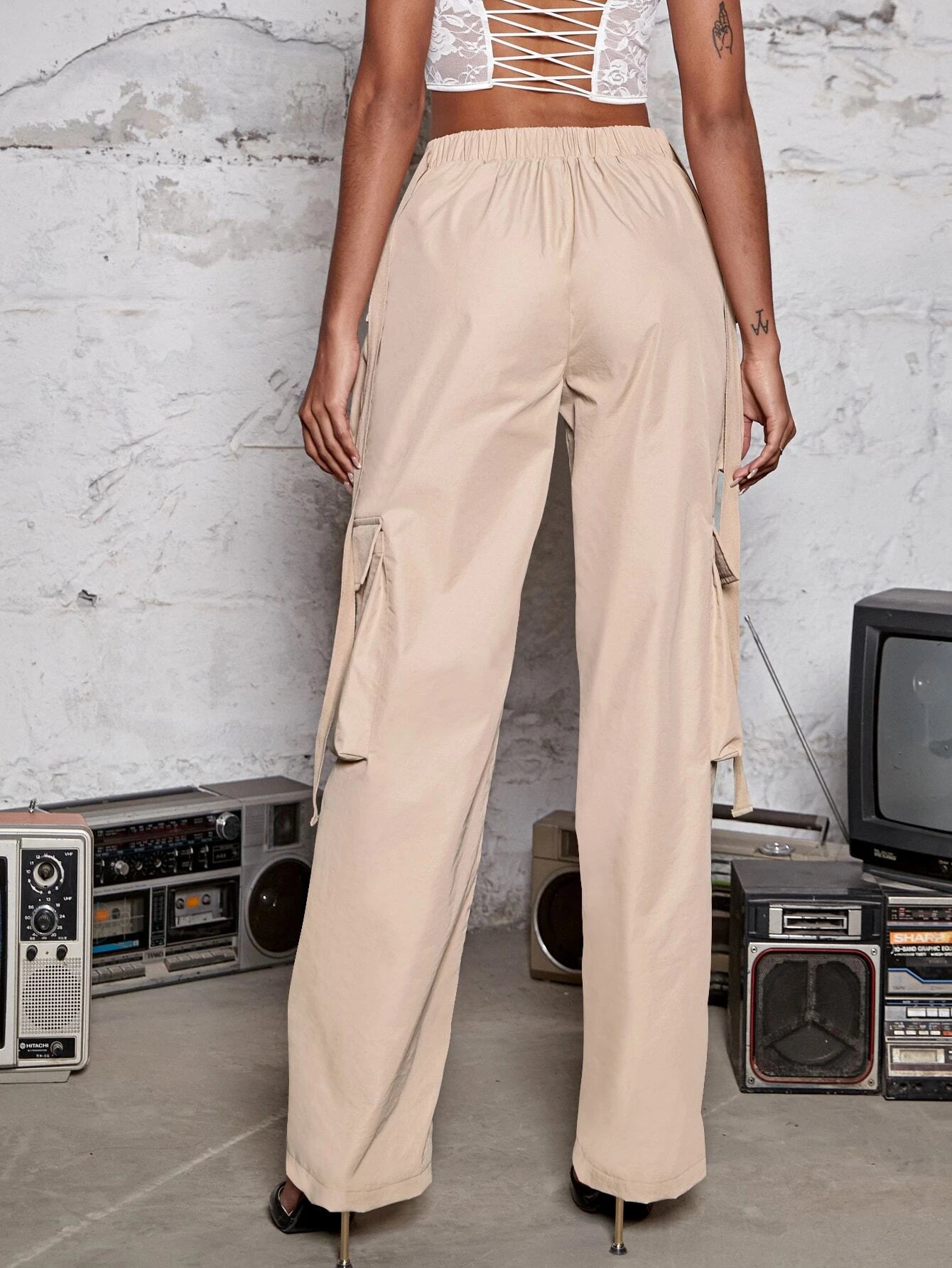 Camo Printed Flap Cargo Pants – fit and style view