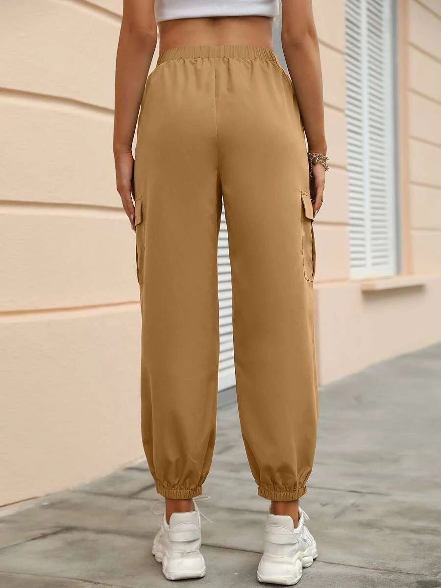 Solid Colored Flap Pocket Side Cargo Pants in Black – pocket detail close-up